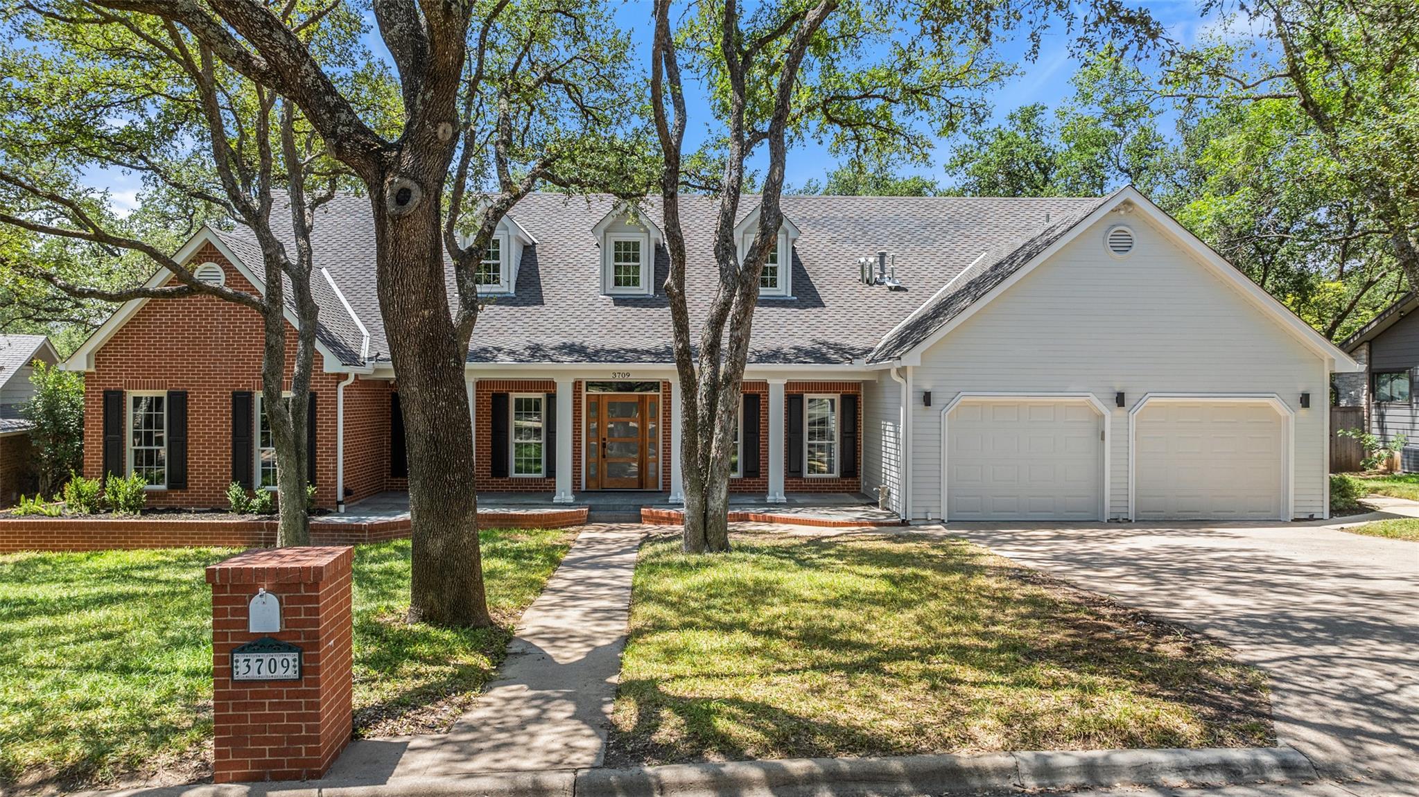 3709 Green Trl S, Austin, TX 78731