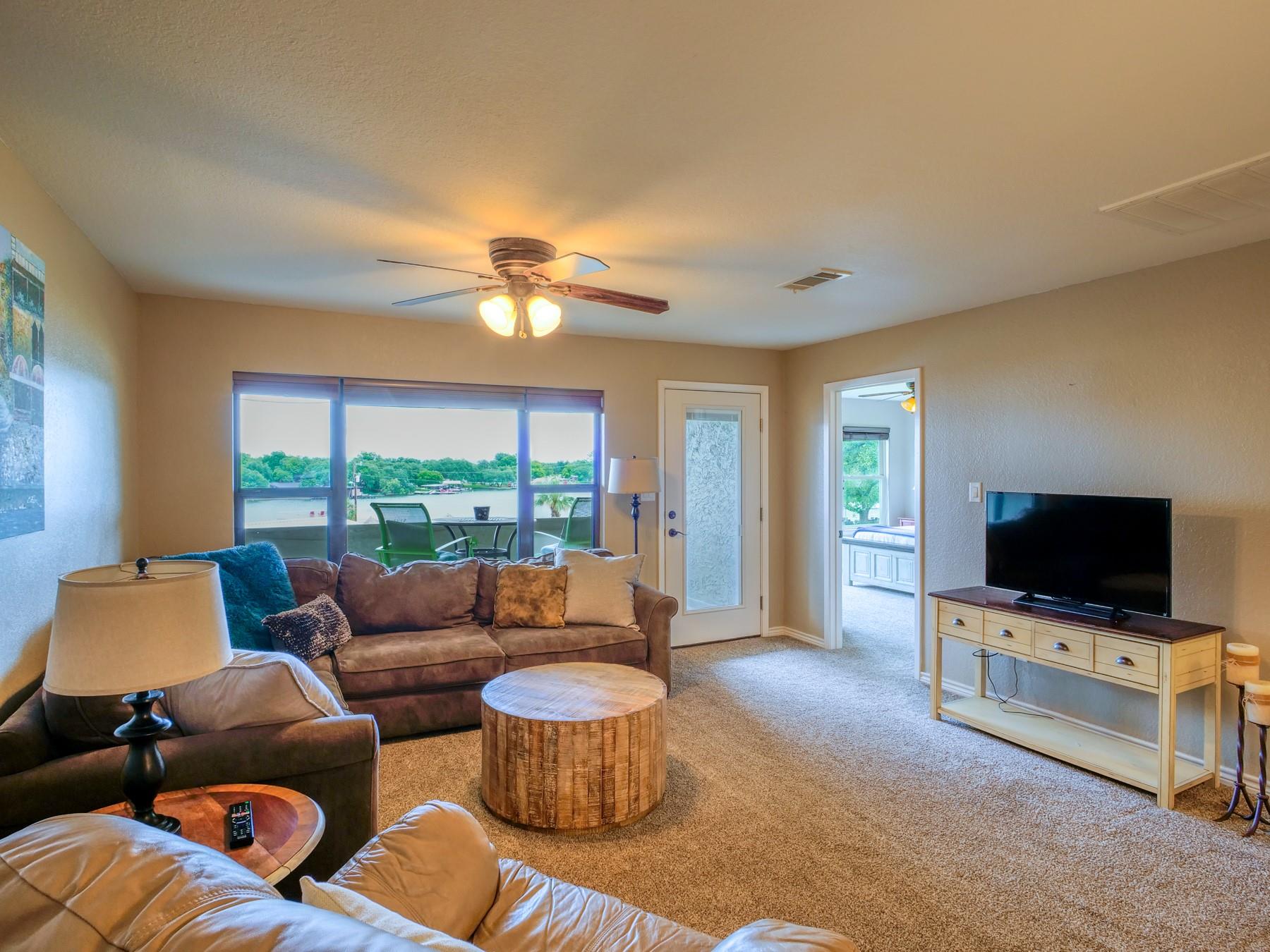 604 Highcrest Dr # 722, Granite Shoals, TX 78654