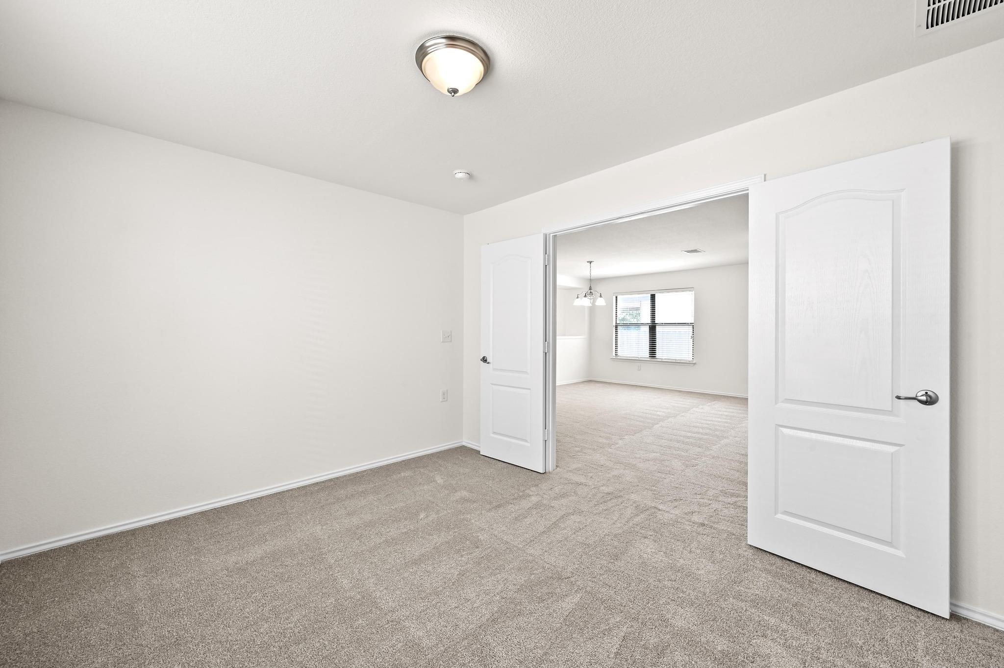 6913 Derby Downs Dr, Austin, TX 78747