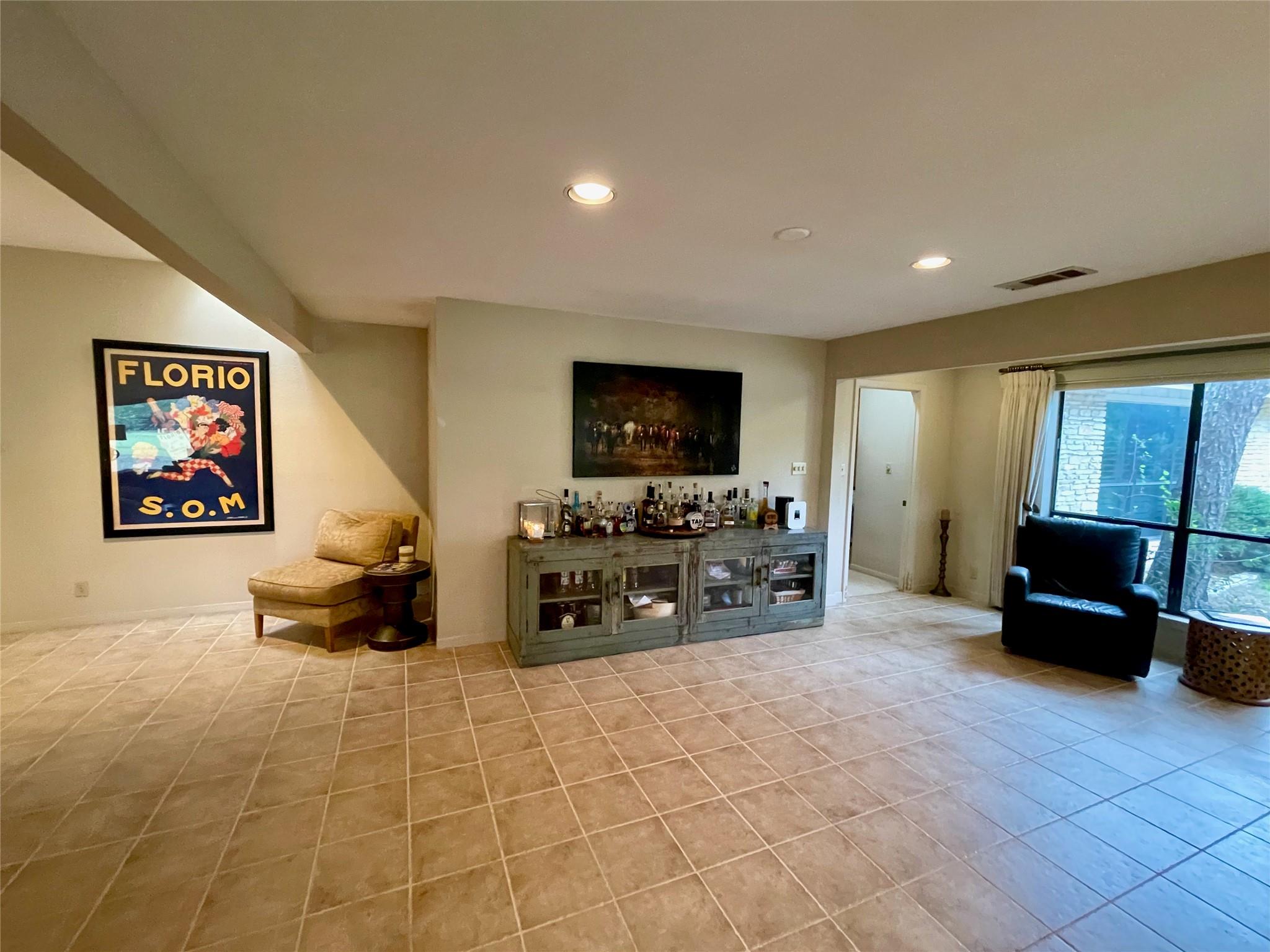 921 Vanguard St, Lakeway, TX 78734