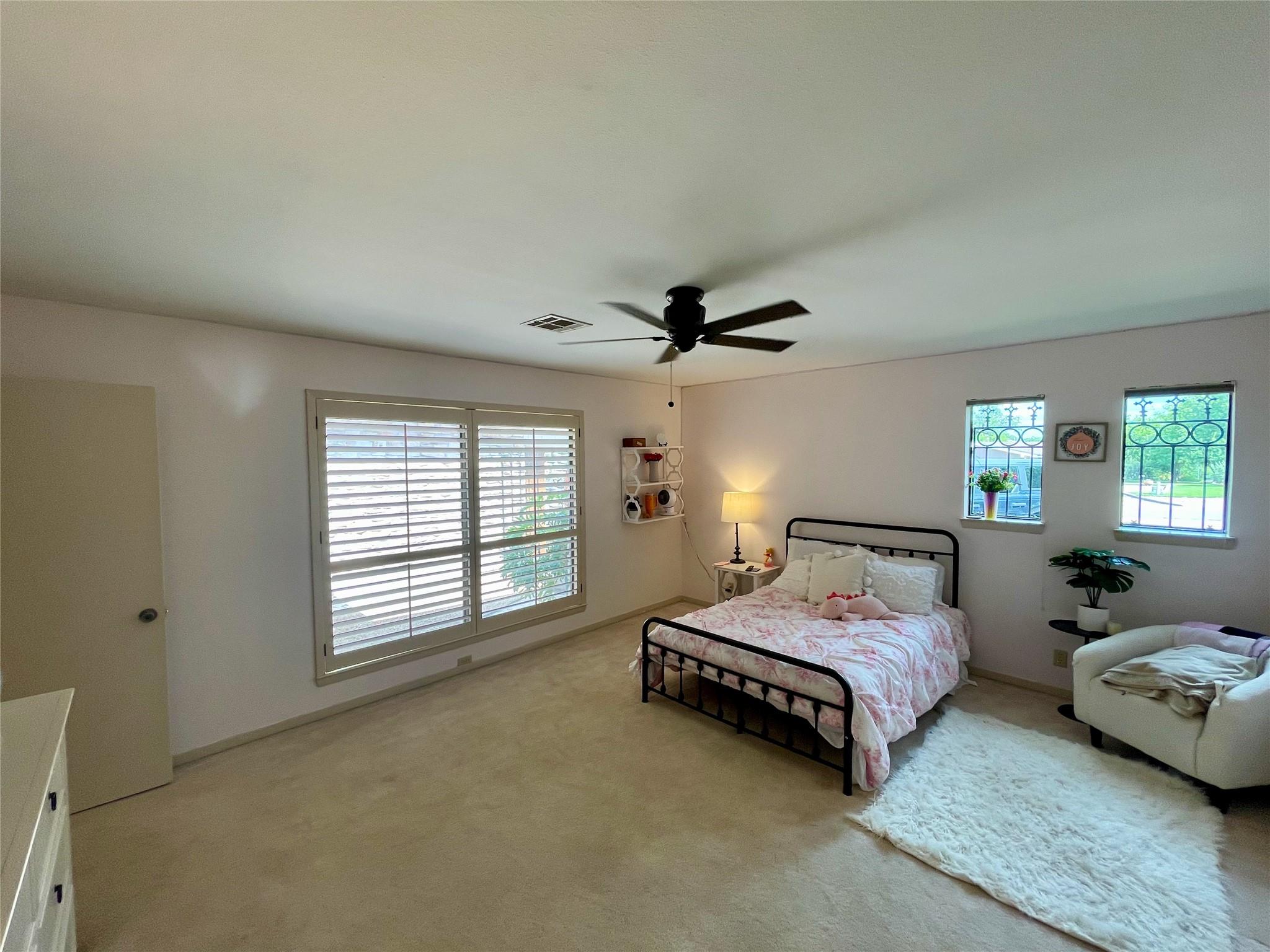 921 Vanguard St, Lakeway, TX 78734