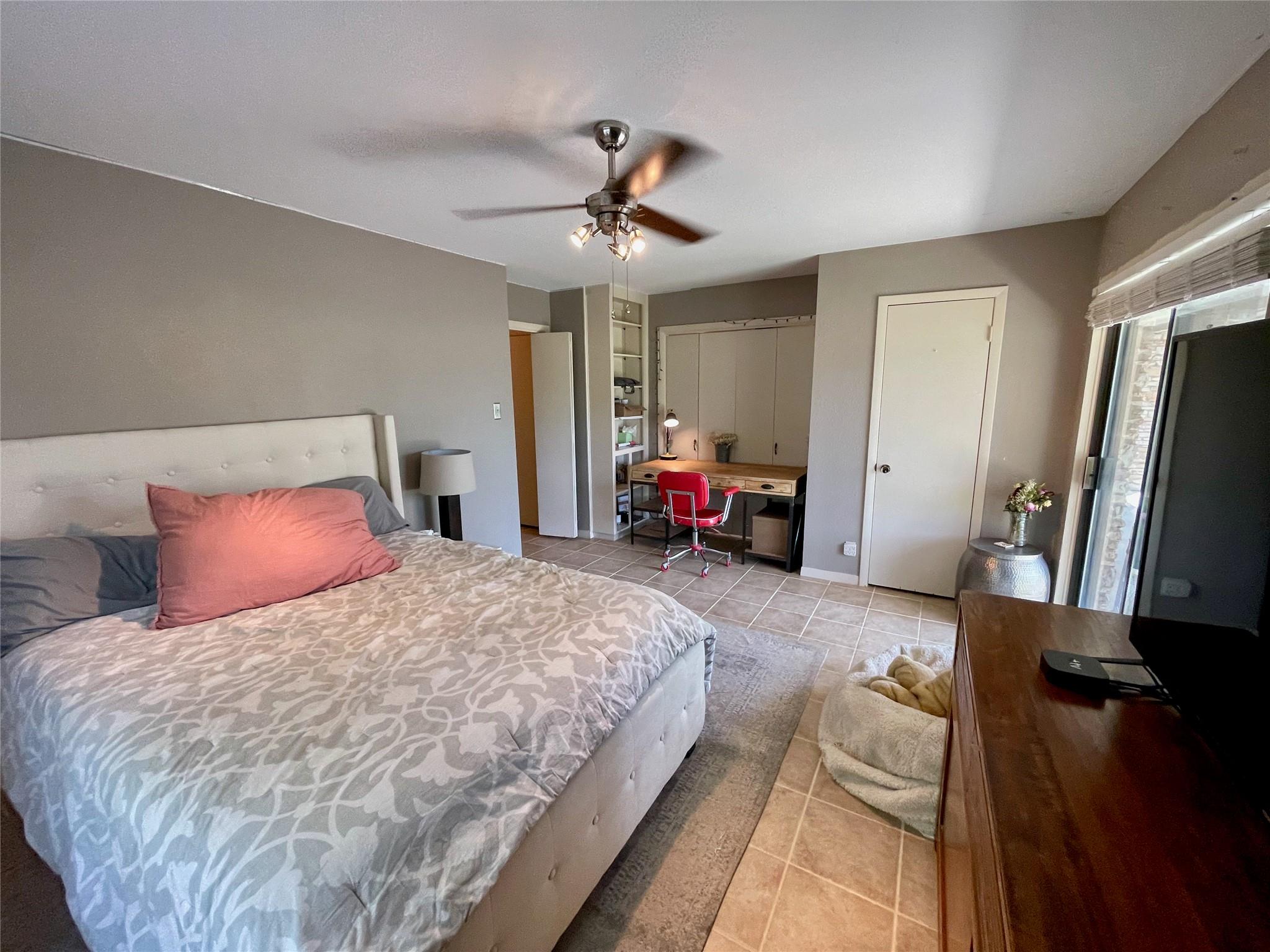 921 Vanguard St, Lakeway, TX 78734