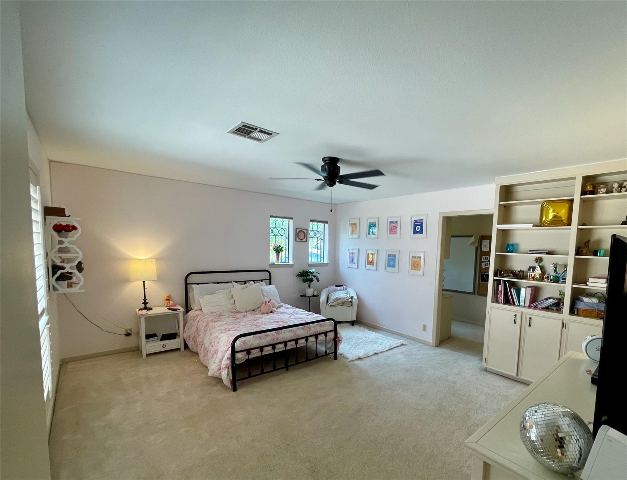 921 Vanguard St, Lakeway, TX 78734