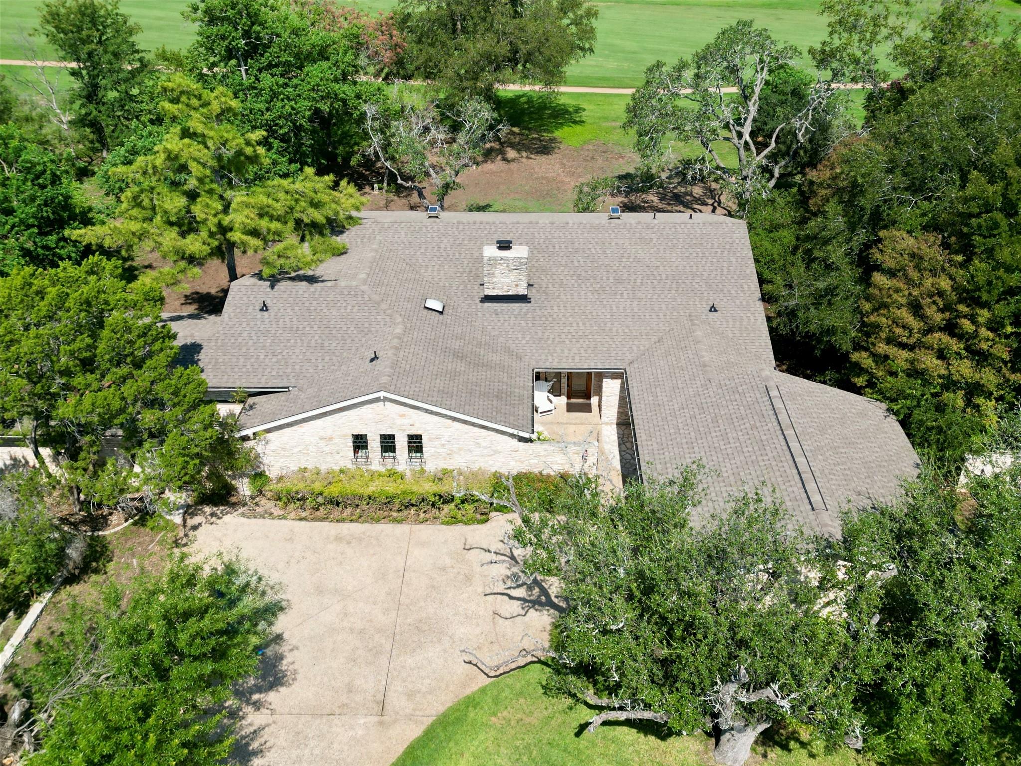 921 Vanguard St, Lakeway, TX 78734