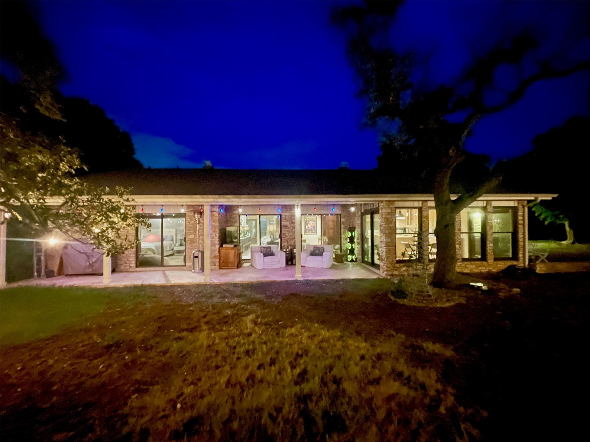 921 Vanguard St, Lakeway, TX 78734