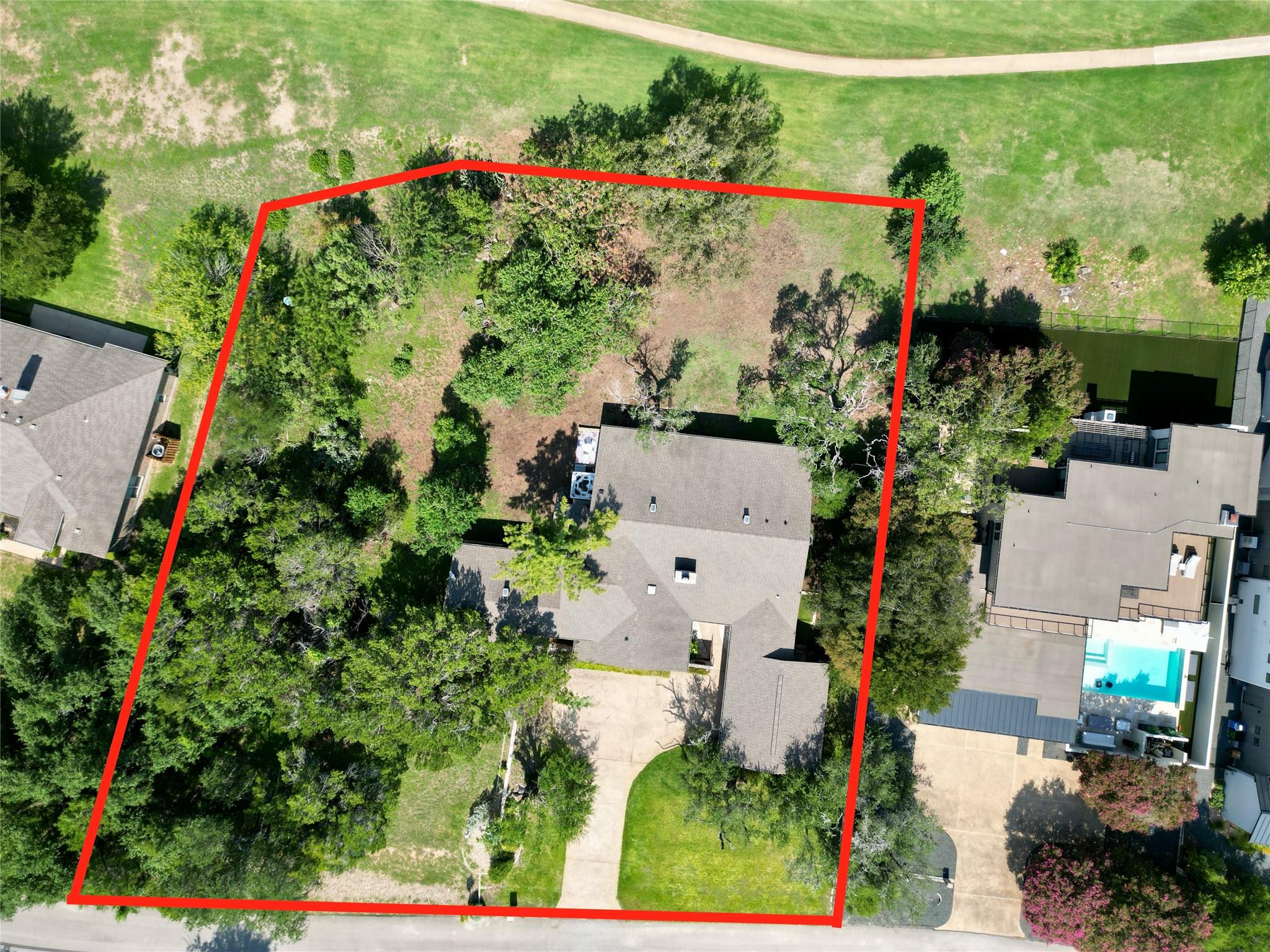 921 Vanguard St, Lakeway, TX 78734