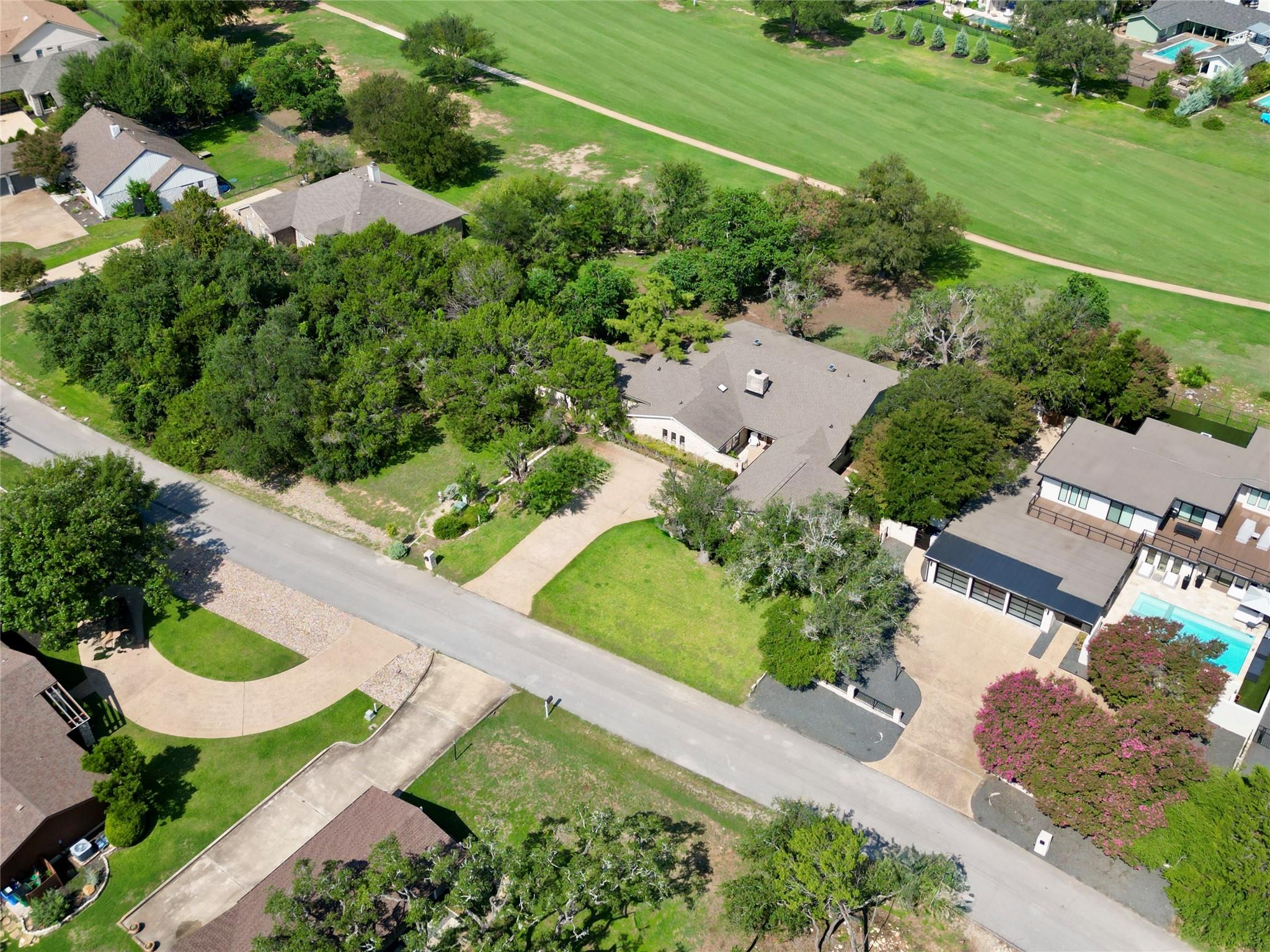 921 Vanguard St, Lakeway, TX 78734