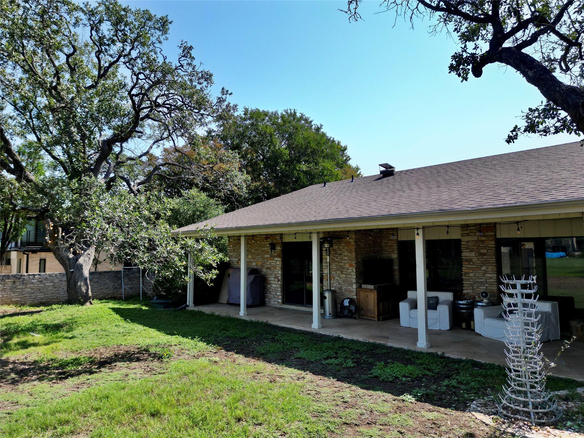 921 Vanguard St, Lakeway, TX 78734