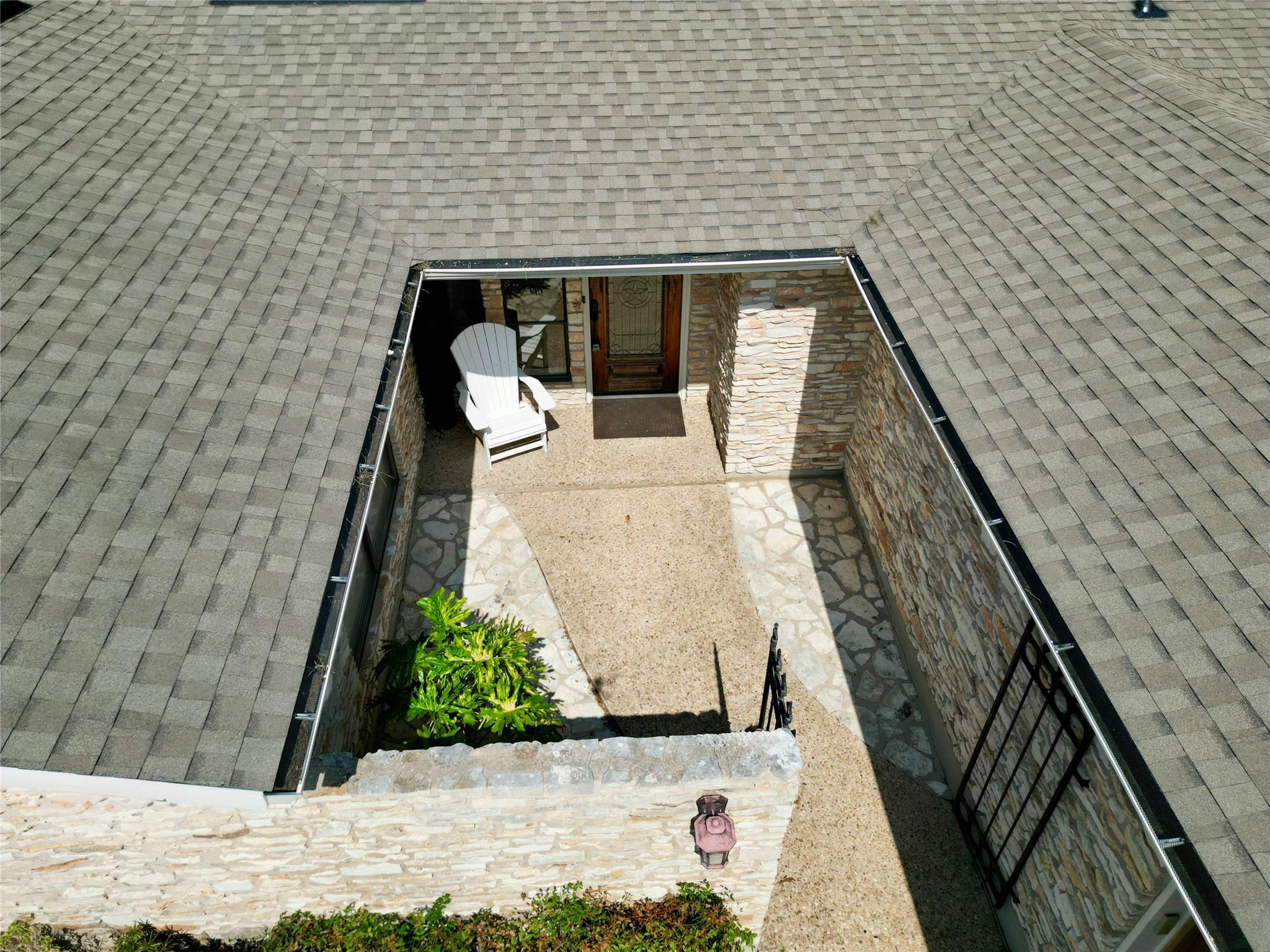 921 Vanguard St, Lakeway, TX 78734