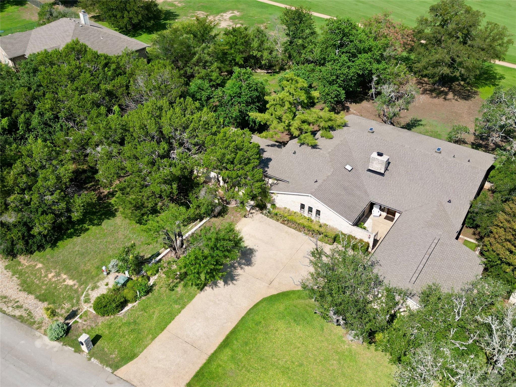 921 Vanguard St, Lakeway, TX 78734