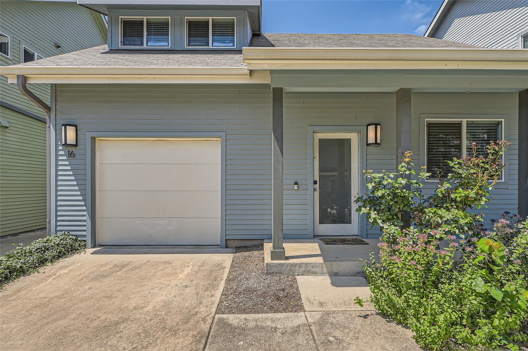 301 W Stassney Ln # 16, Austin, TX 78745