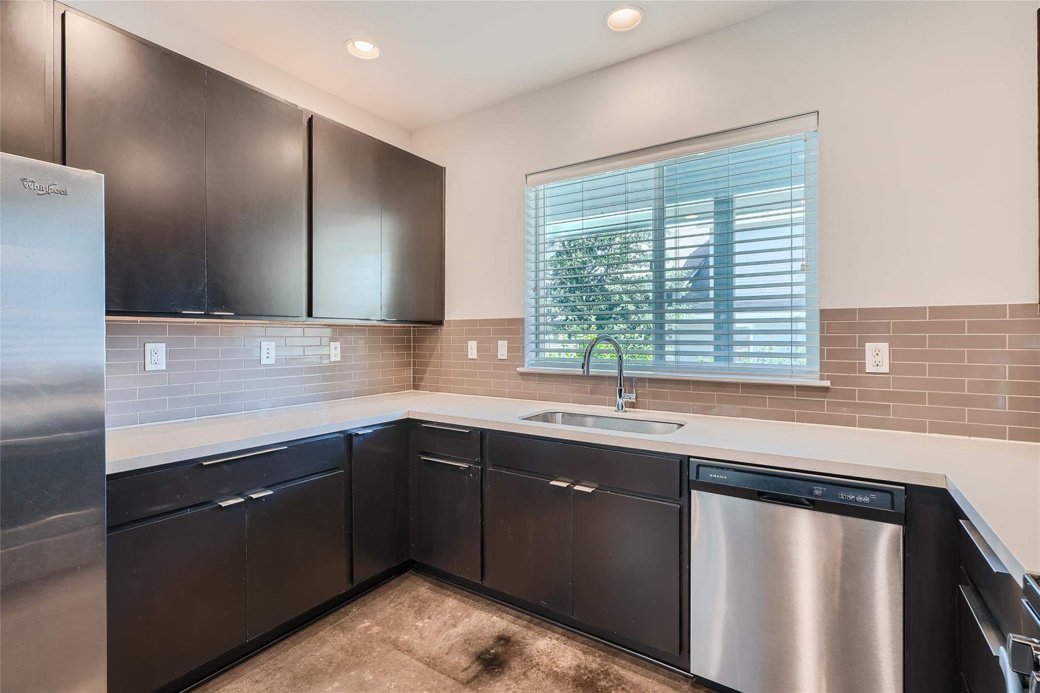 301 W Stassney Ln # 16, Austin, TX 78745