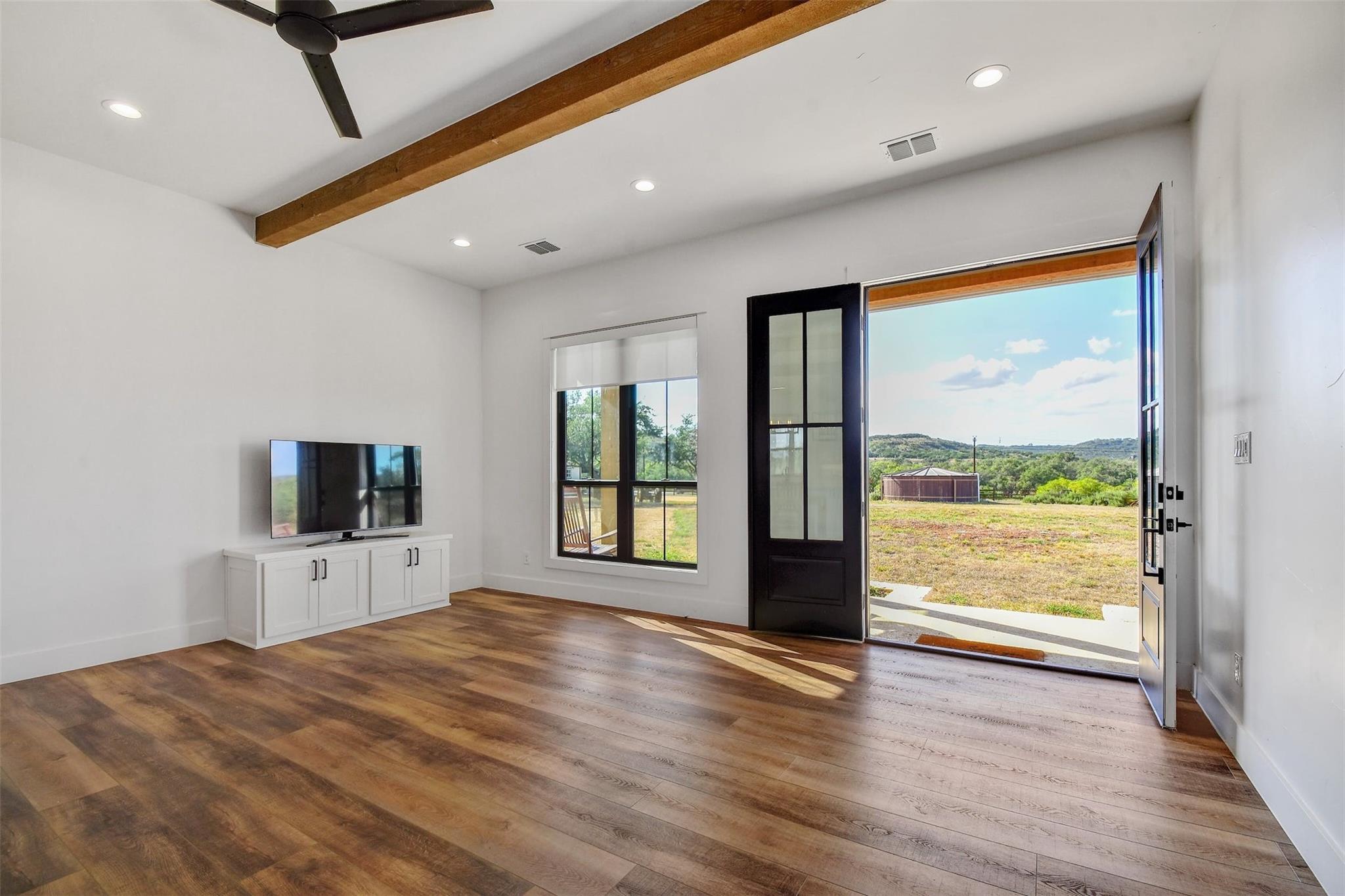 4526 N US 281 Highway, Blanco, TX 78606
