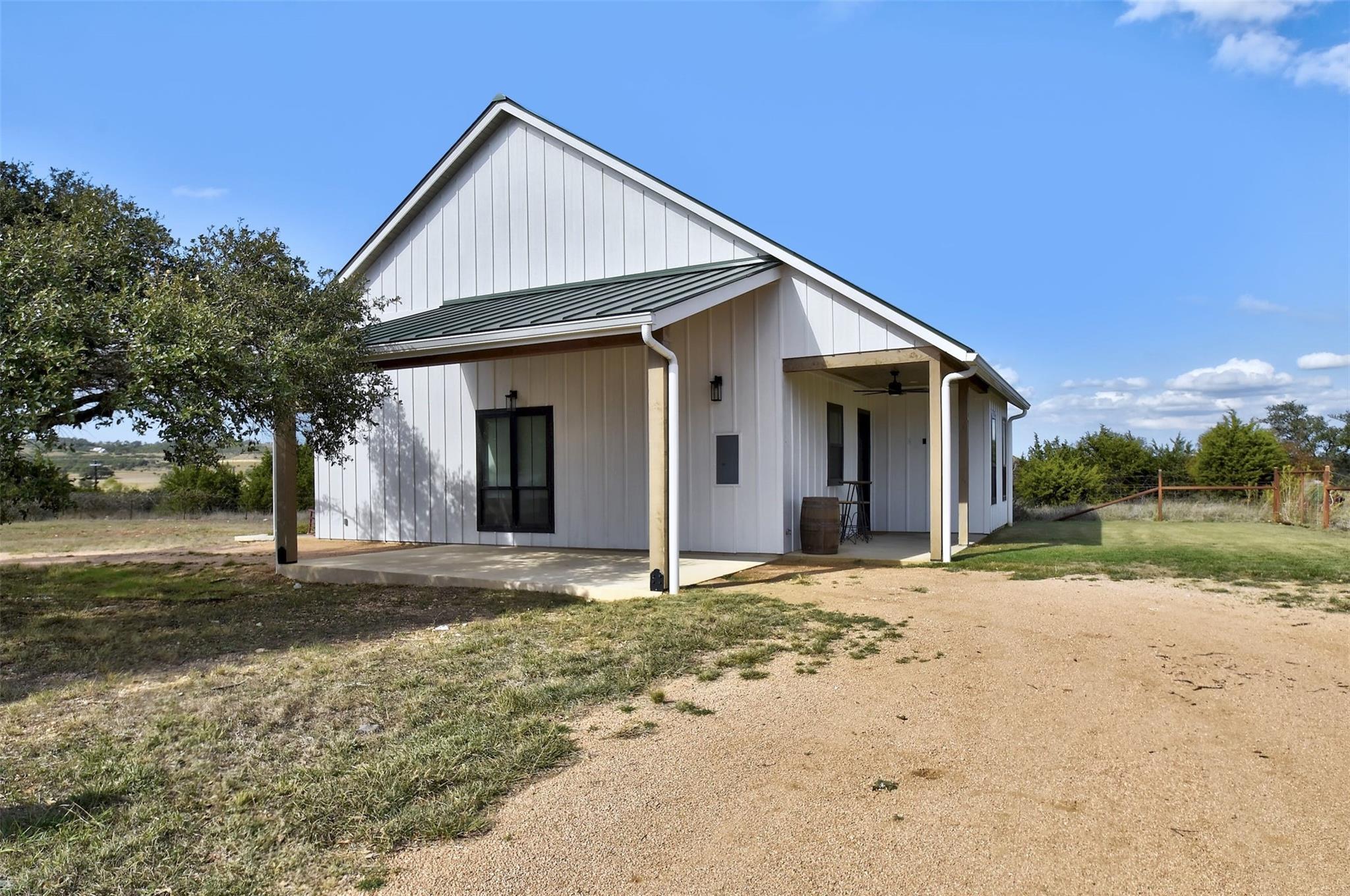 4526 N US 281 Highway, Blanco, TX 78606