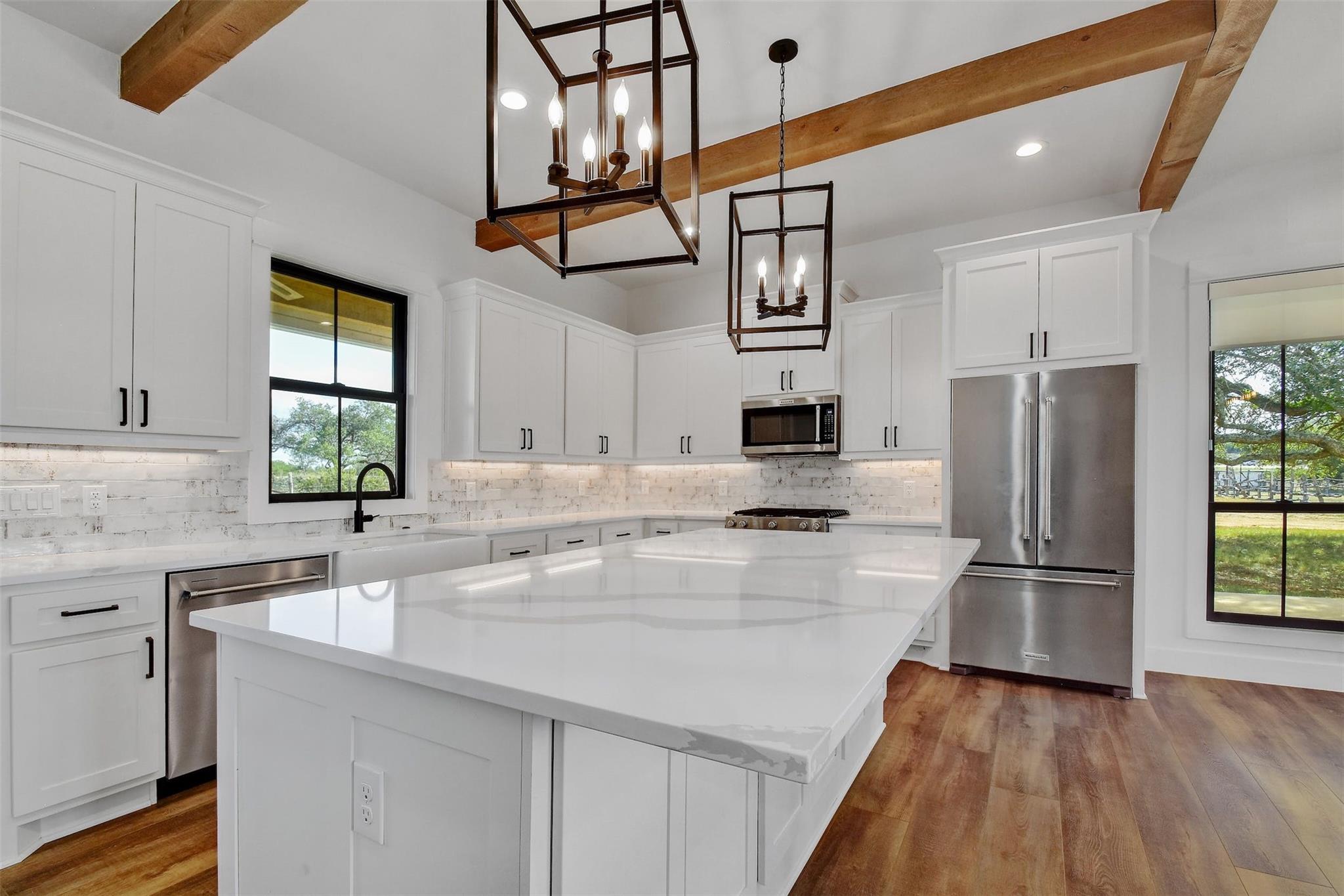 4526 N US 281 Highway, Blanco, TX 78606