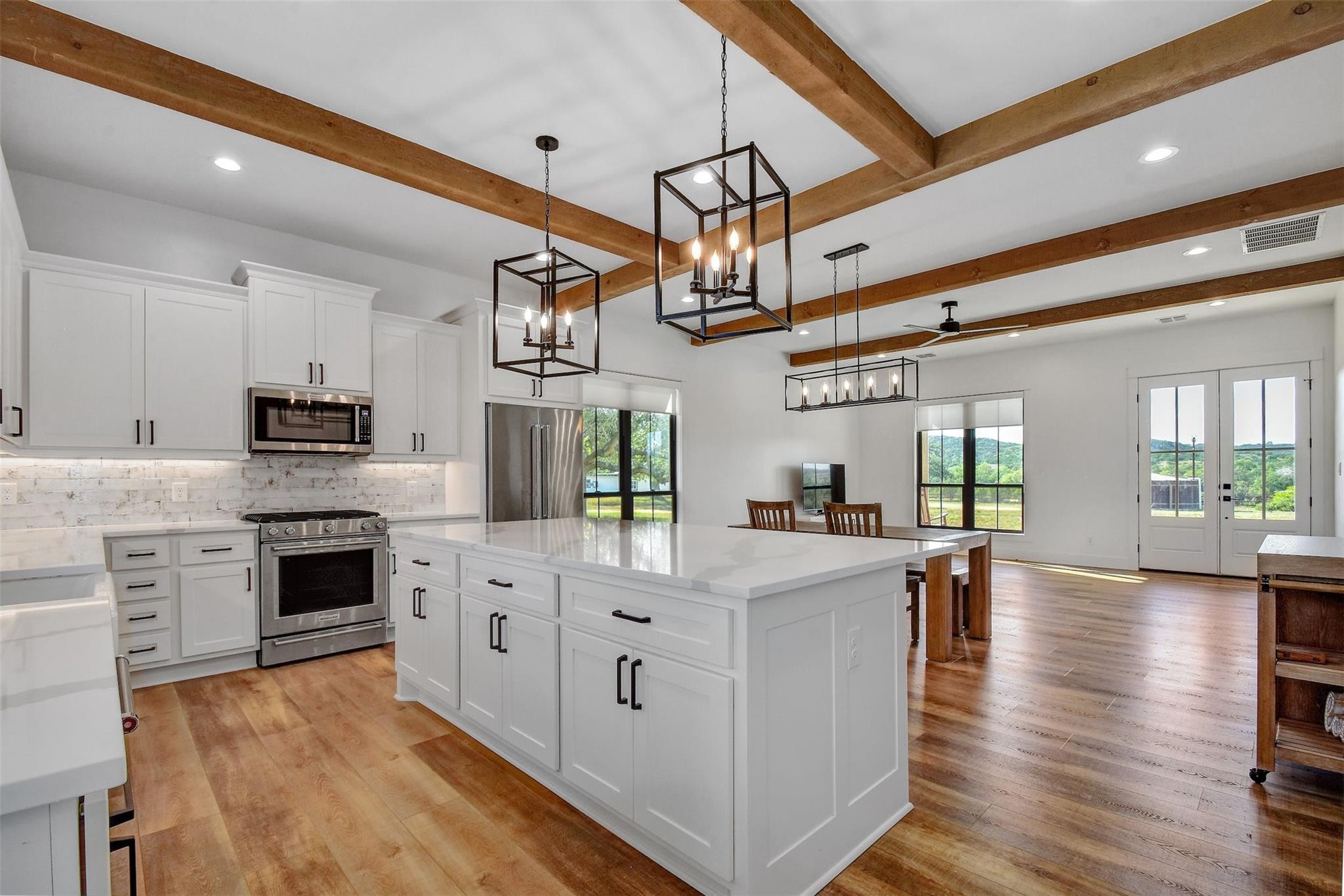 4526 N US 281 Highway, Blanco, TX 78606
