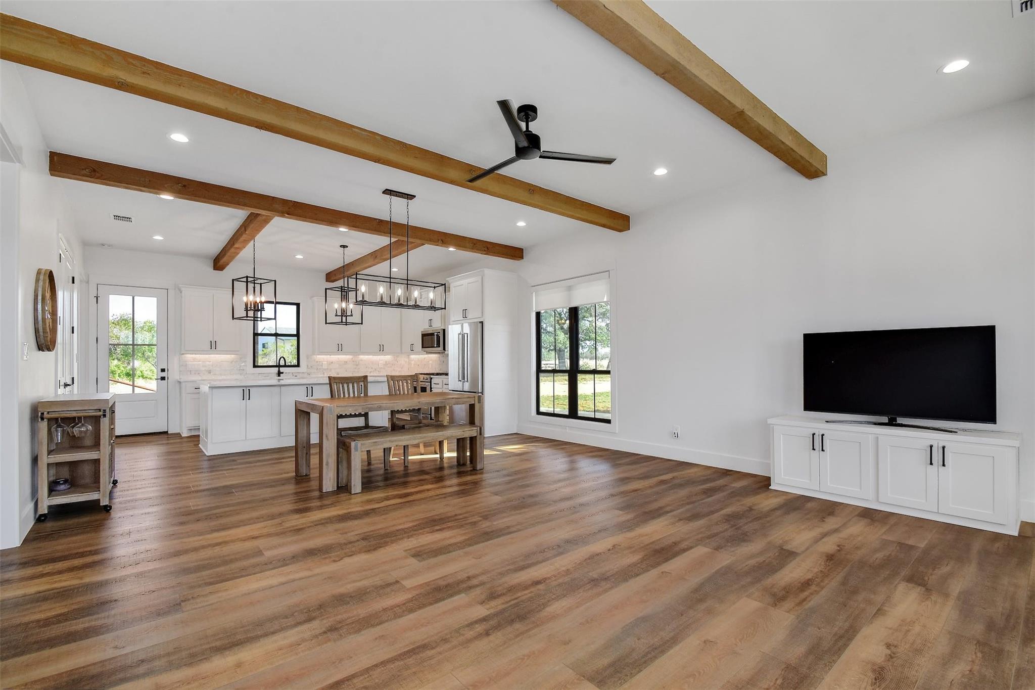 4526 N US 281 Highway, Blanco, TX 78606