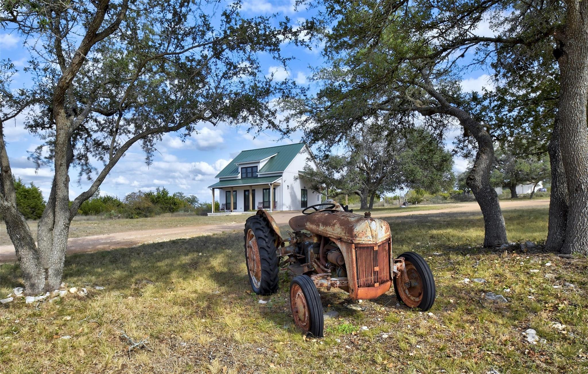 4526 N US 281 Highway, Blanco, TX 78606
