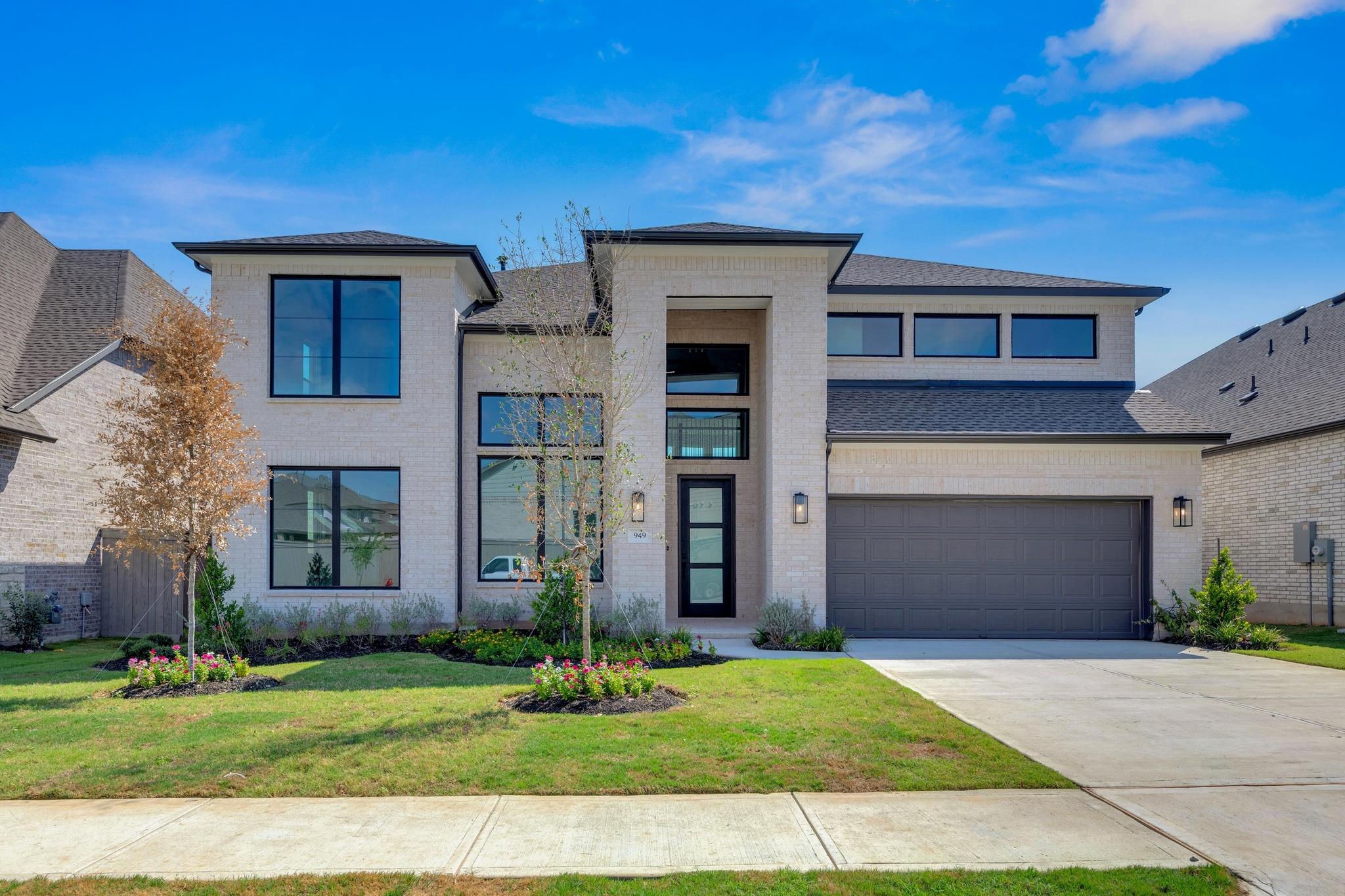 949 Rock Daisy Trl, Hutto, TX 78634