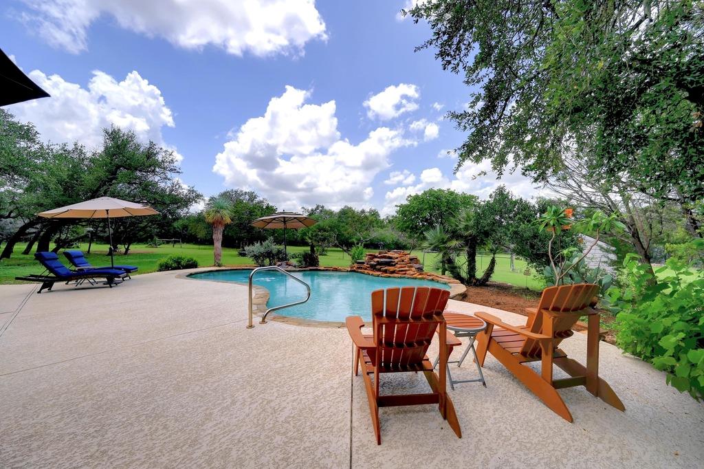1031 Water Park Rd, Wimberley, TX 78676
