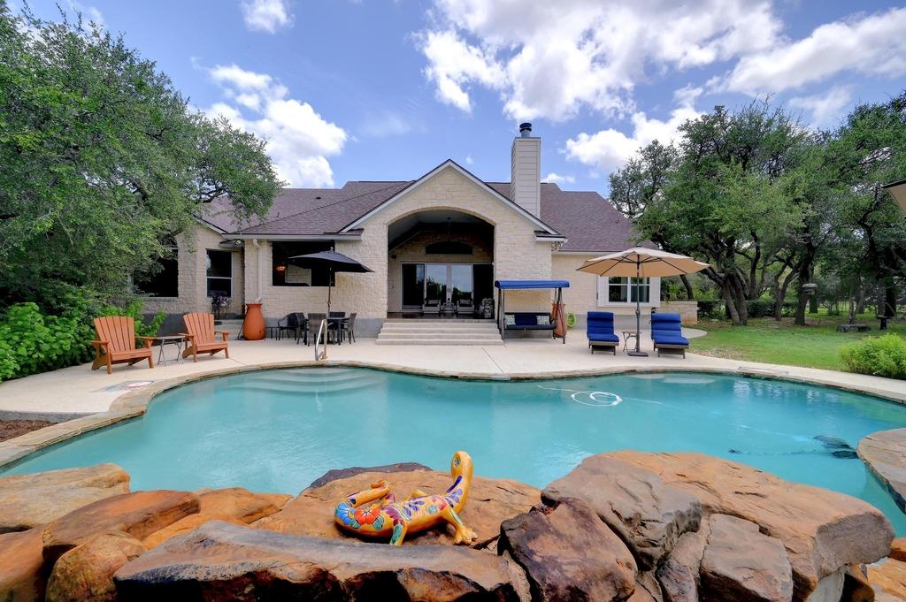 1031 Water Park Rd, Wimberley, TX 78676