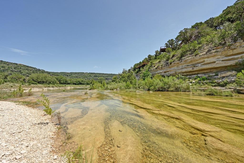 1031 Water Park Rd, Wimberley, TX 78676