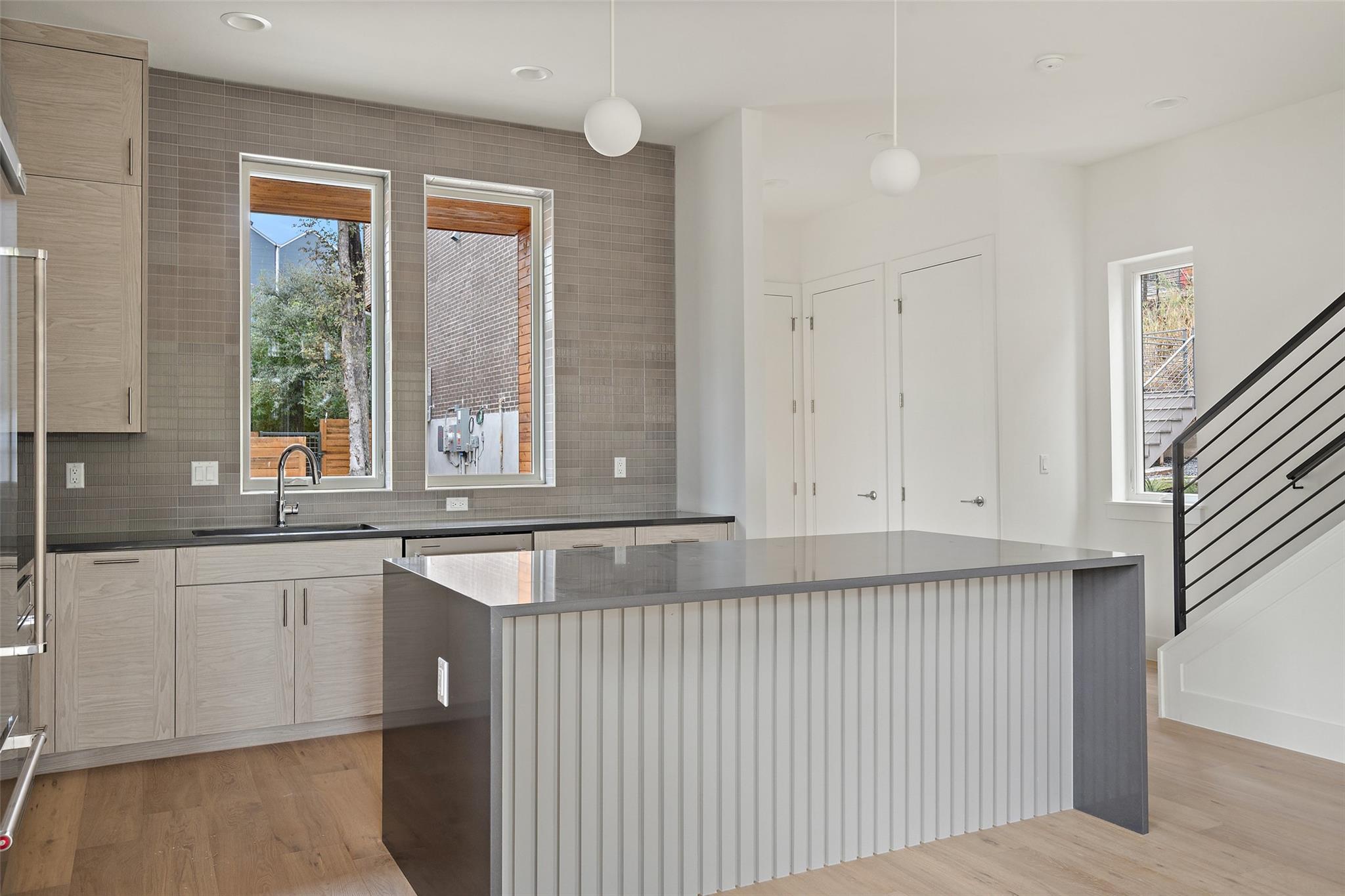 900 S 2nd St # 18, Austin, TX 78704