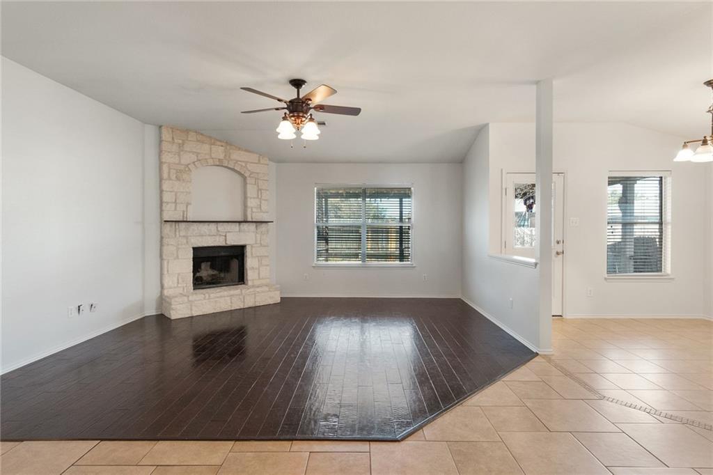 913 Cindy, Leander, TX 78641