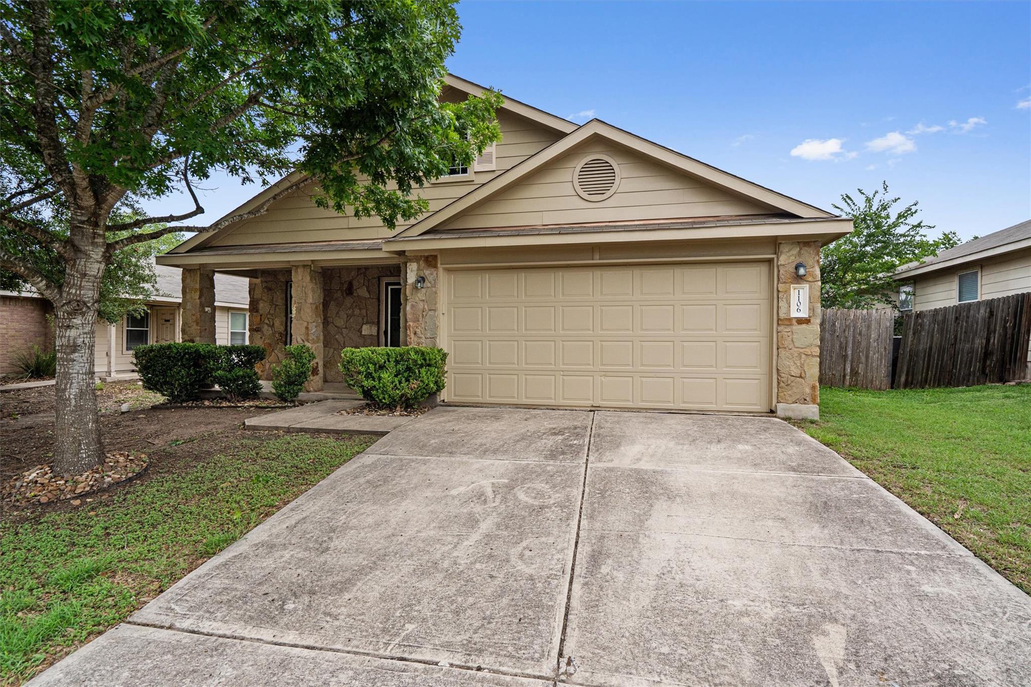 1106 Canada Wild Dr, Buda, TX 78610