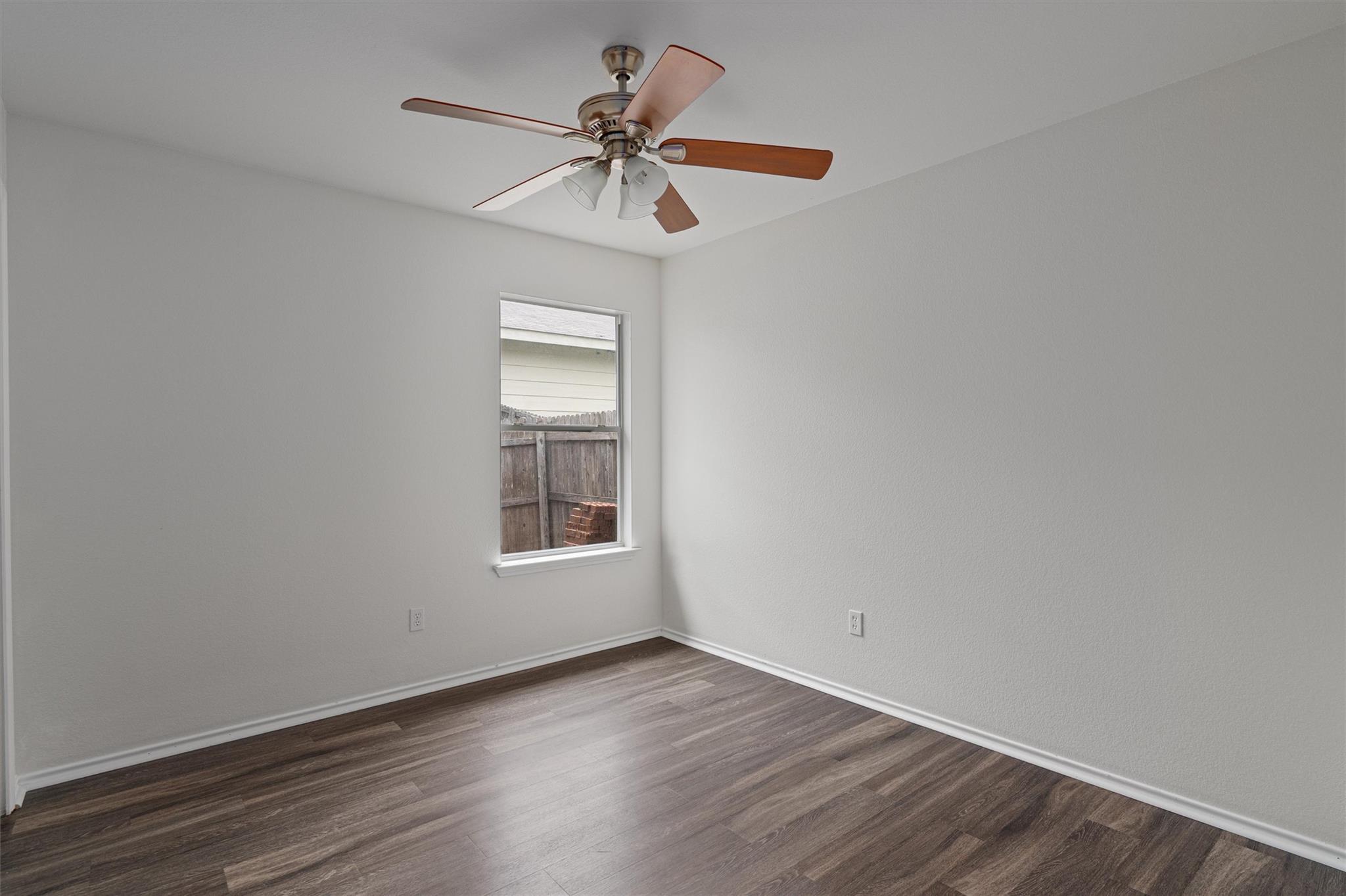 1106 Canada Wild Dr, Buda, TX 78610