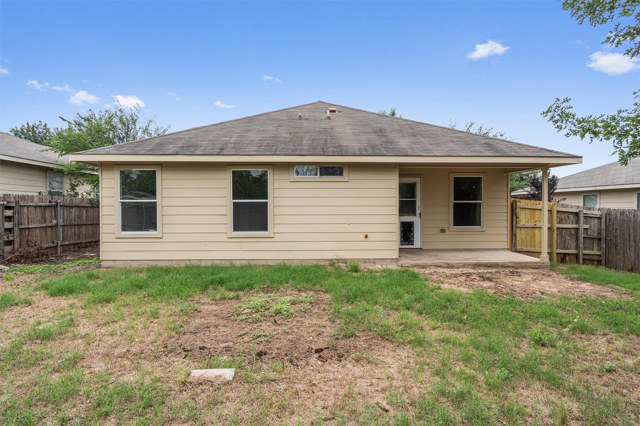 1106 Canada Wild Dr, Buda, TX 78610