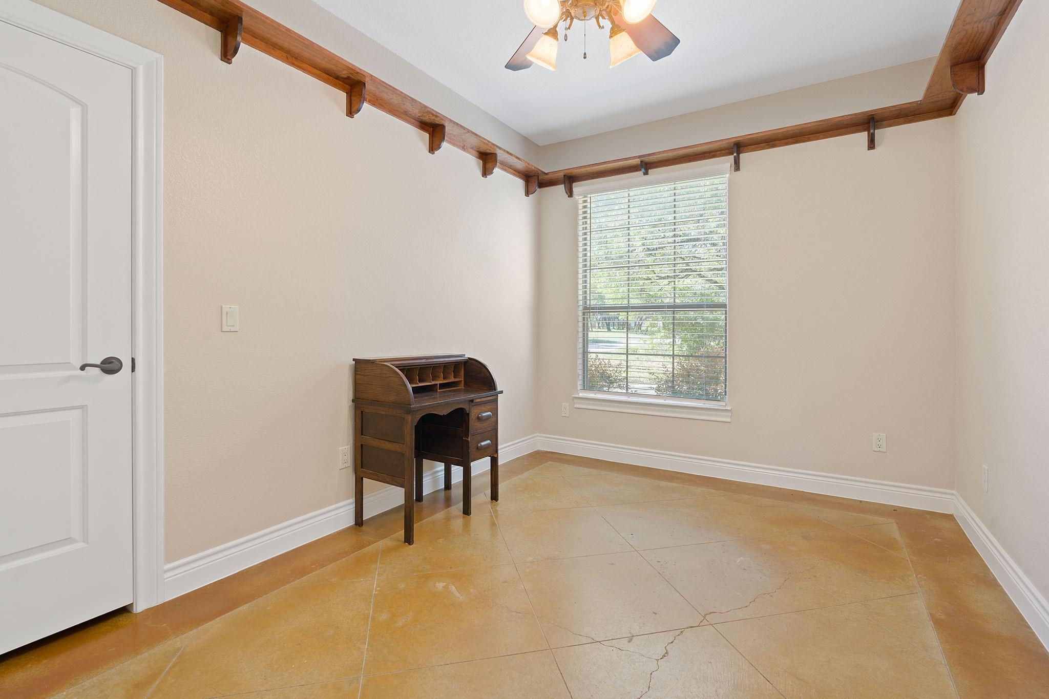 10221B David Moore, Austin, TX 78748