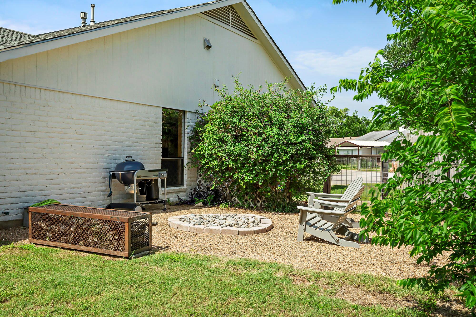 6101 Bridlington Cir, Austin, TX 78745