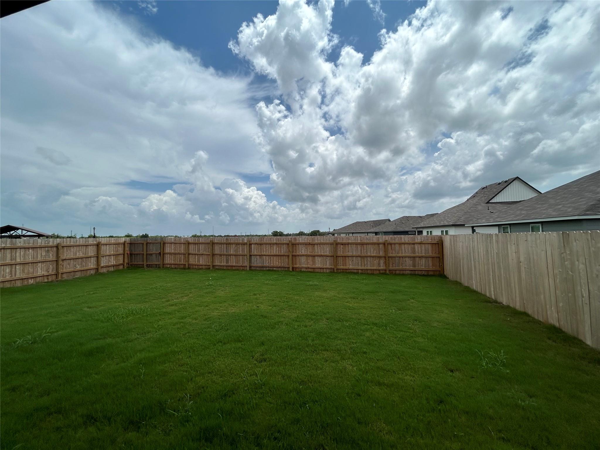 310 Pickel Dr, Rockdale, TX 76567