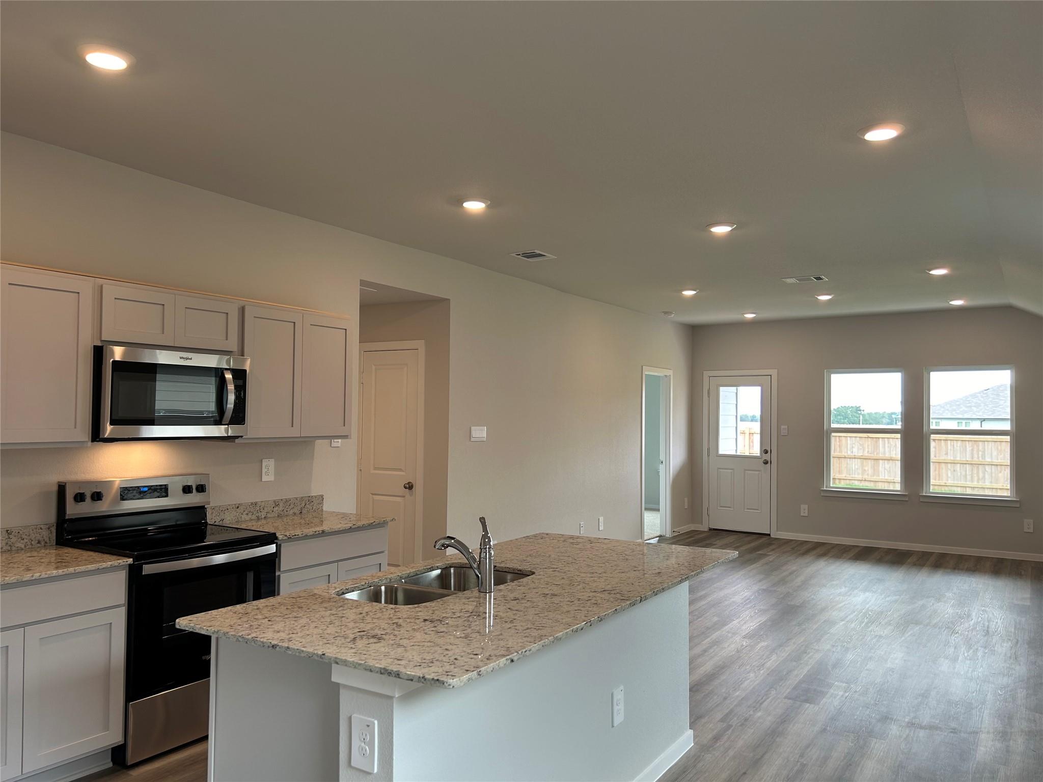 310 Pickel Dr, Rockdale, TX 76567