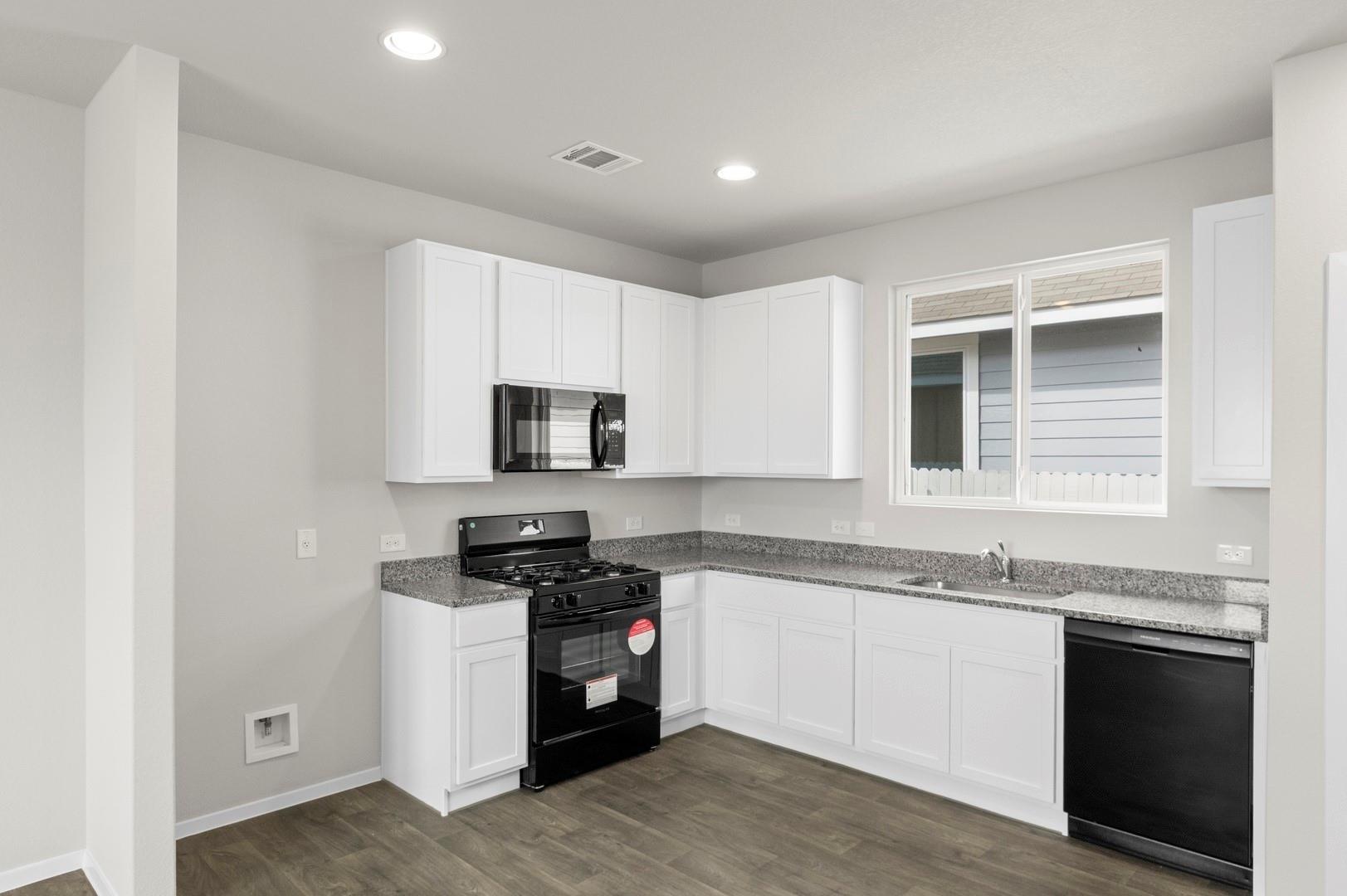 2963 Winding Creek Rd, Kyle, TX 78640