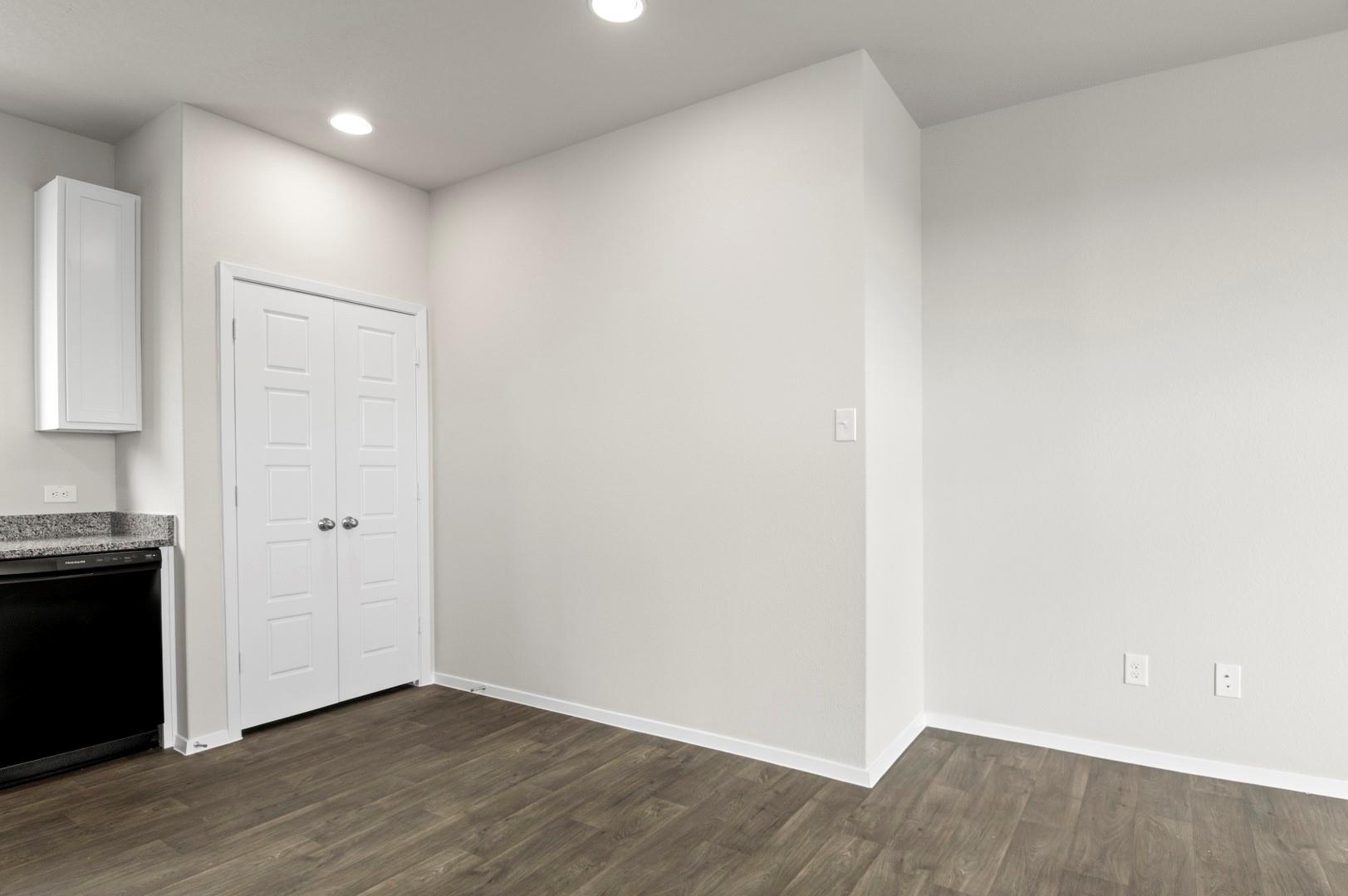 2963 Winding Creek Rd, Kyle, TX 78640