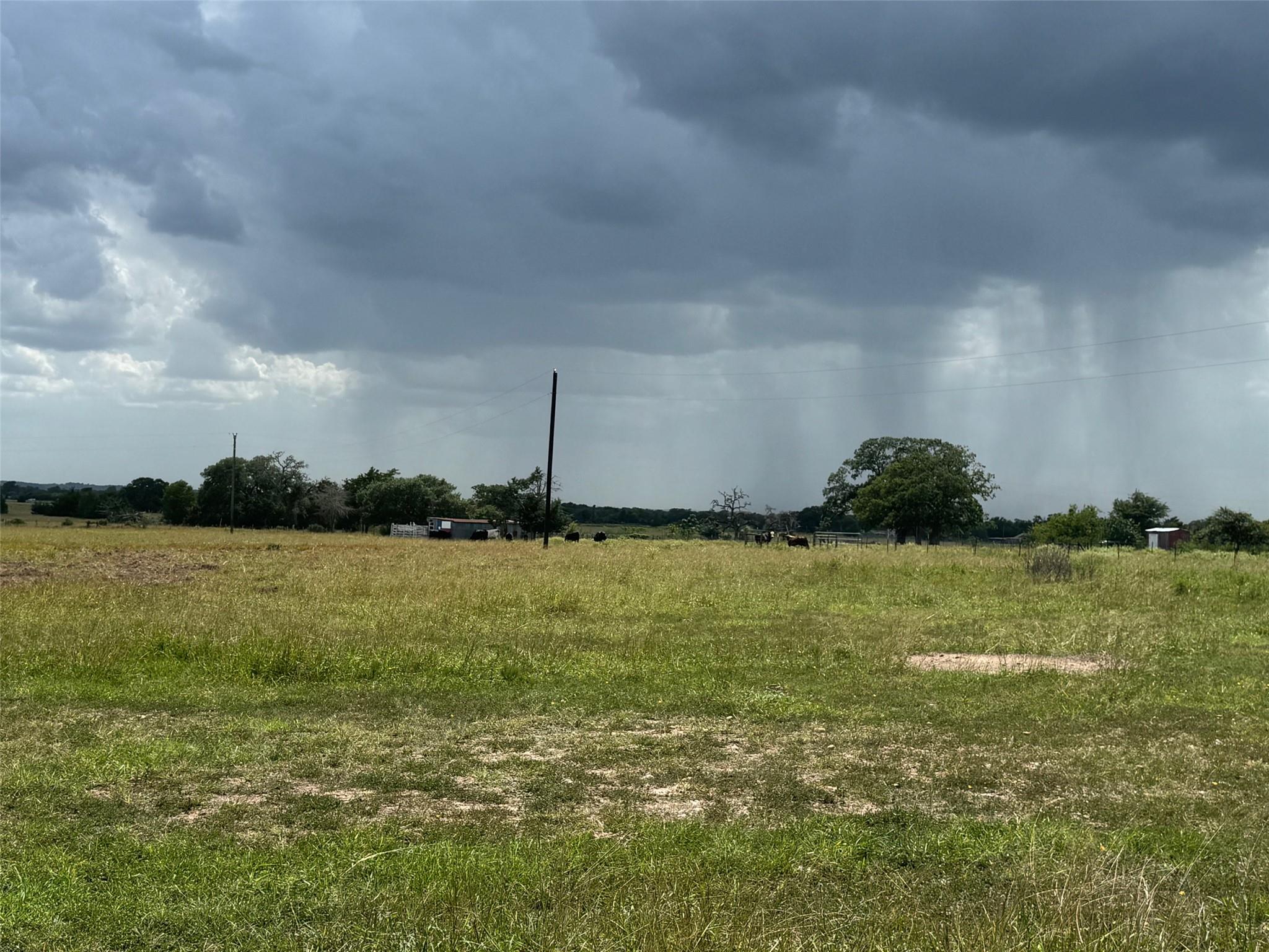 4317 Fm 955 Rd, Fayetteville, TX 78940