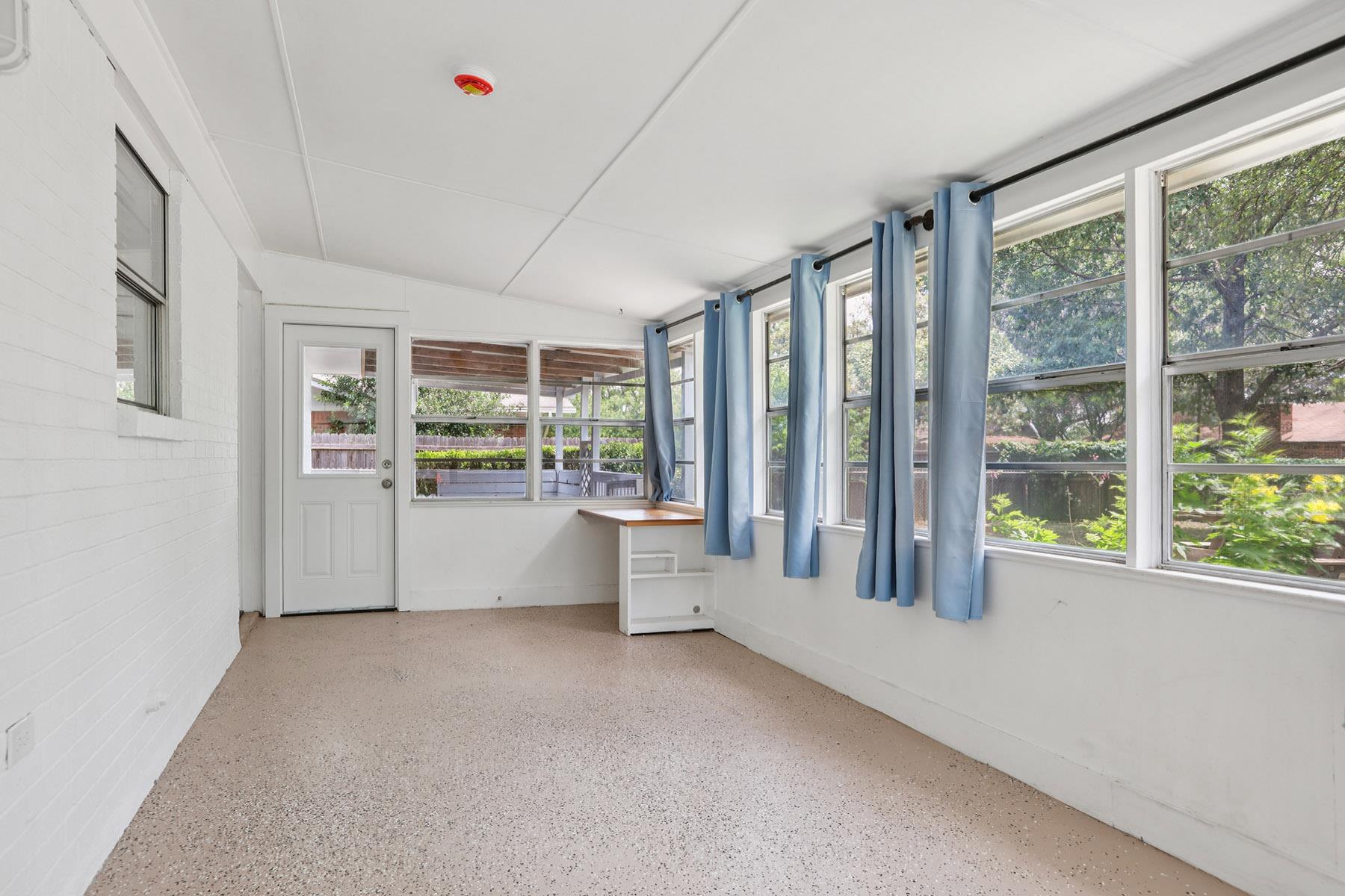 1334 Carnation Ln, New Braunfels, TX 78130