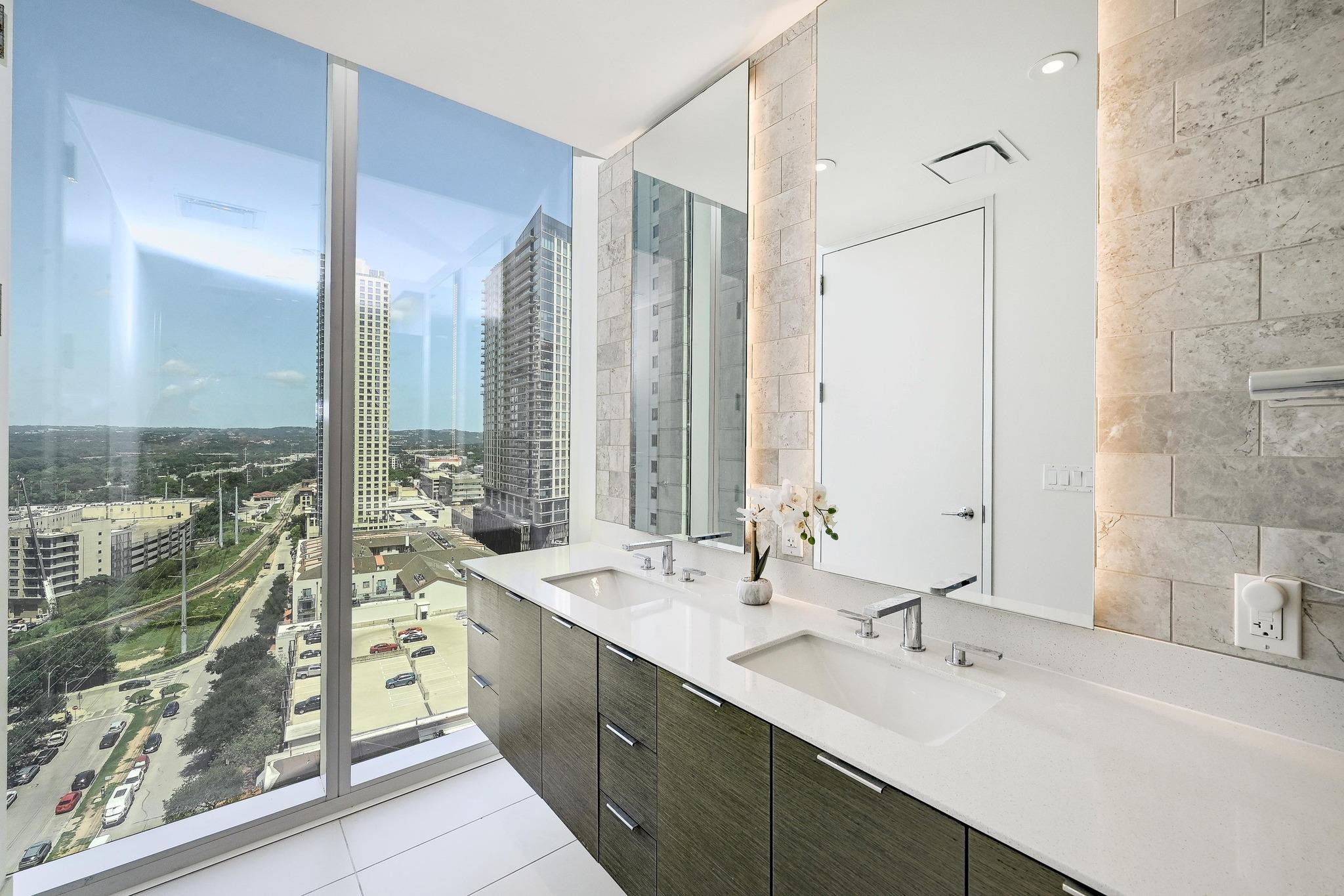 301 West Ave # 1608, Austin, TX 78701