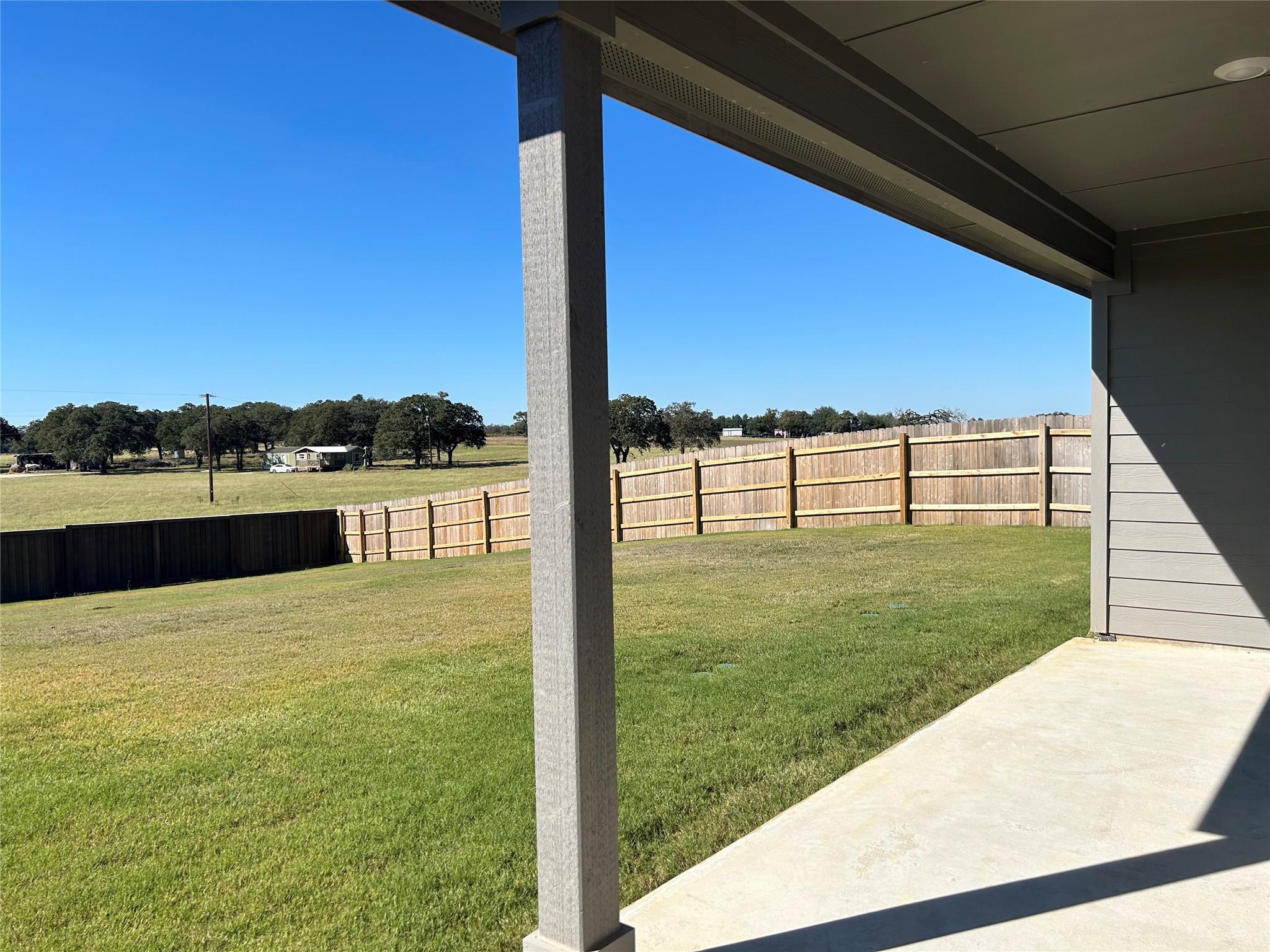 313 Doss Dr, Rockdale, TX 76567