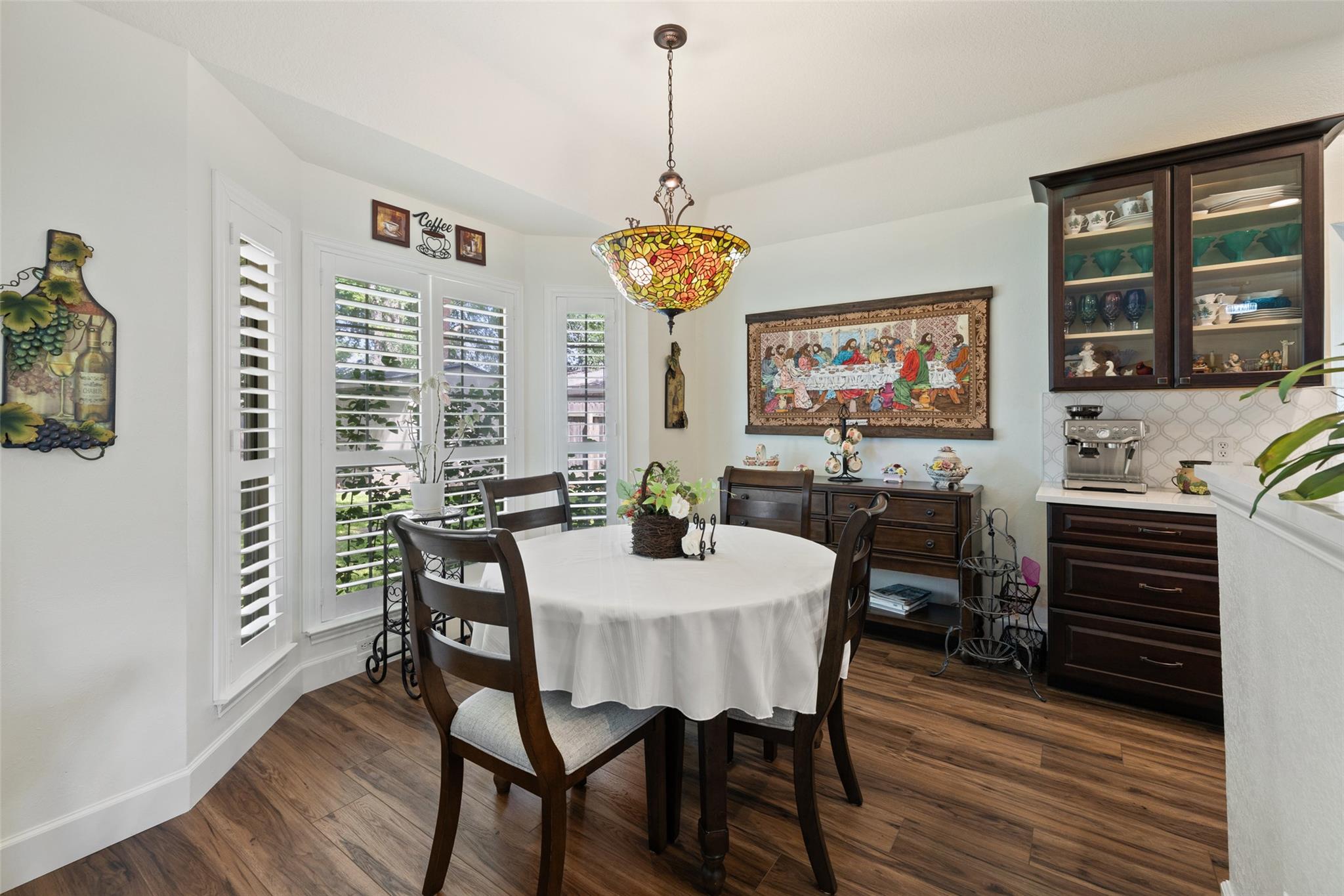 1004 Oaklands Dr, Round Rock, TX 78681