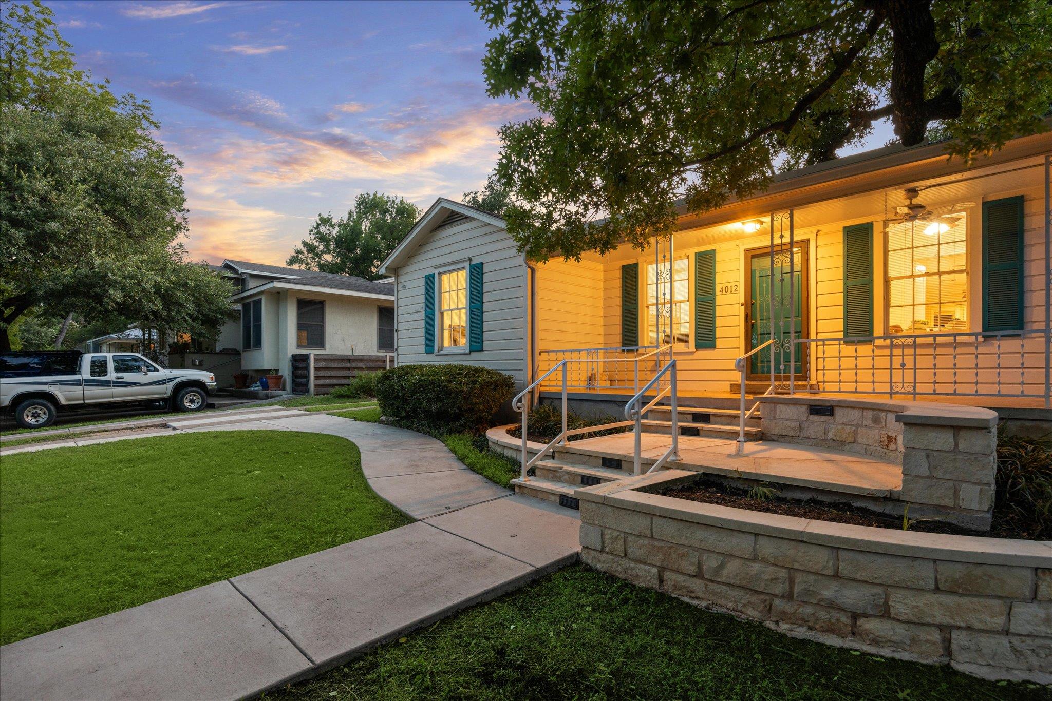 4012 Ridgelea Dr, Austin, TX 78731