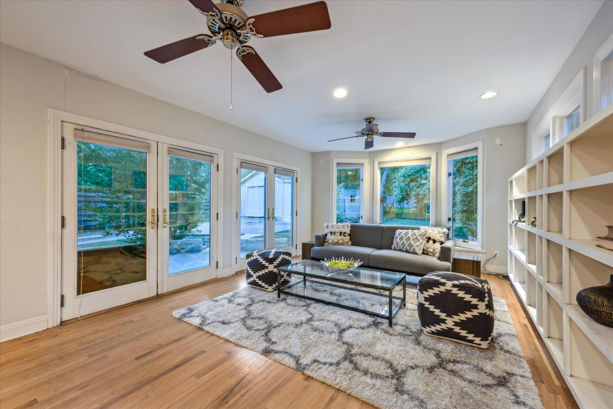 4012 Ridgelea Dr, Austin, TX 78731