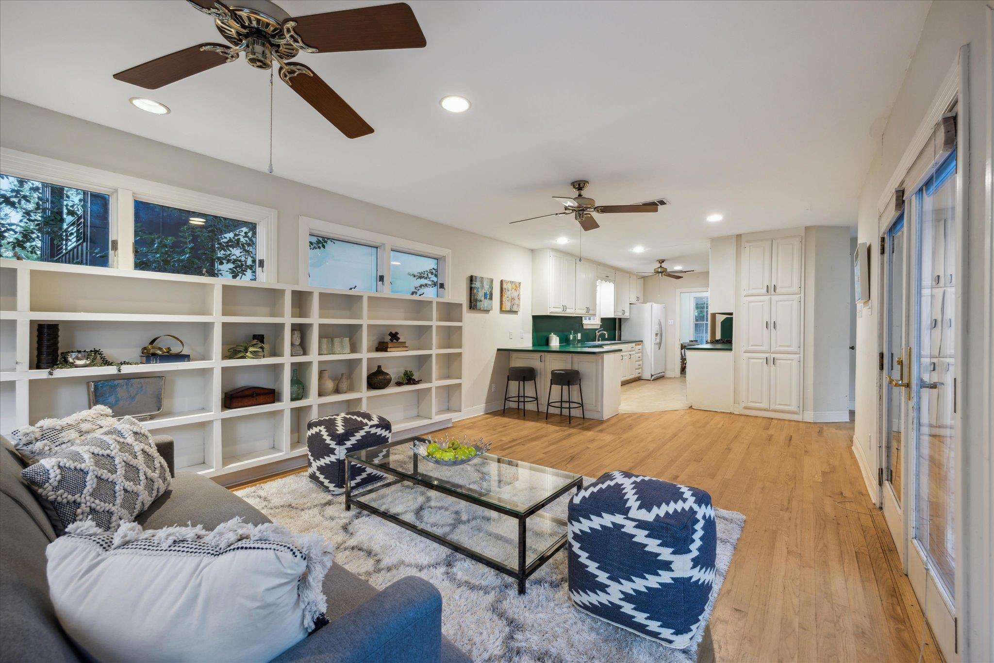 4012 Ridgelea Dr, Austin, TX 78731