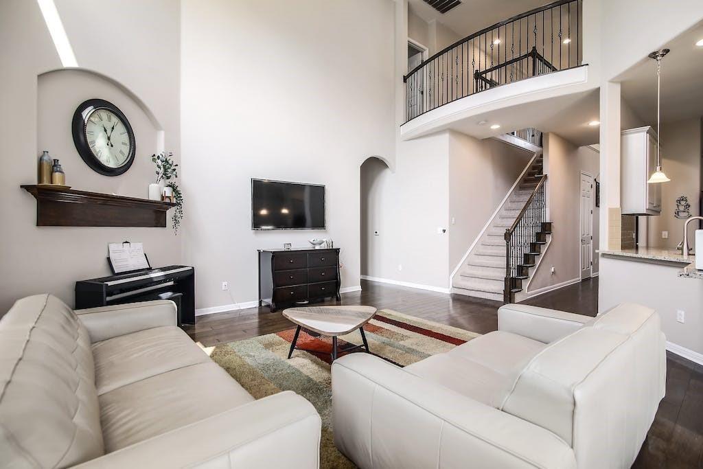 121 Alondra Way, Round Rock, TX 78681