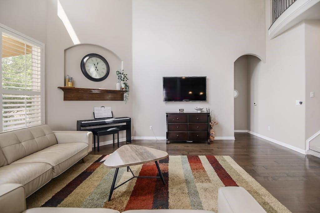 121 Alondra Way, Round Rock, TX 78681