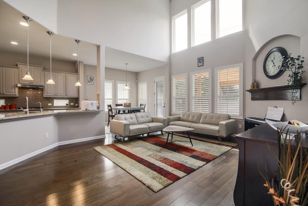 121 Alondra Way, Round Rock, TX 78681