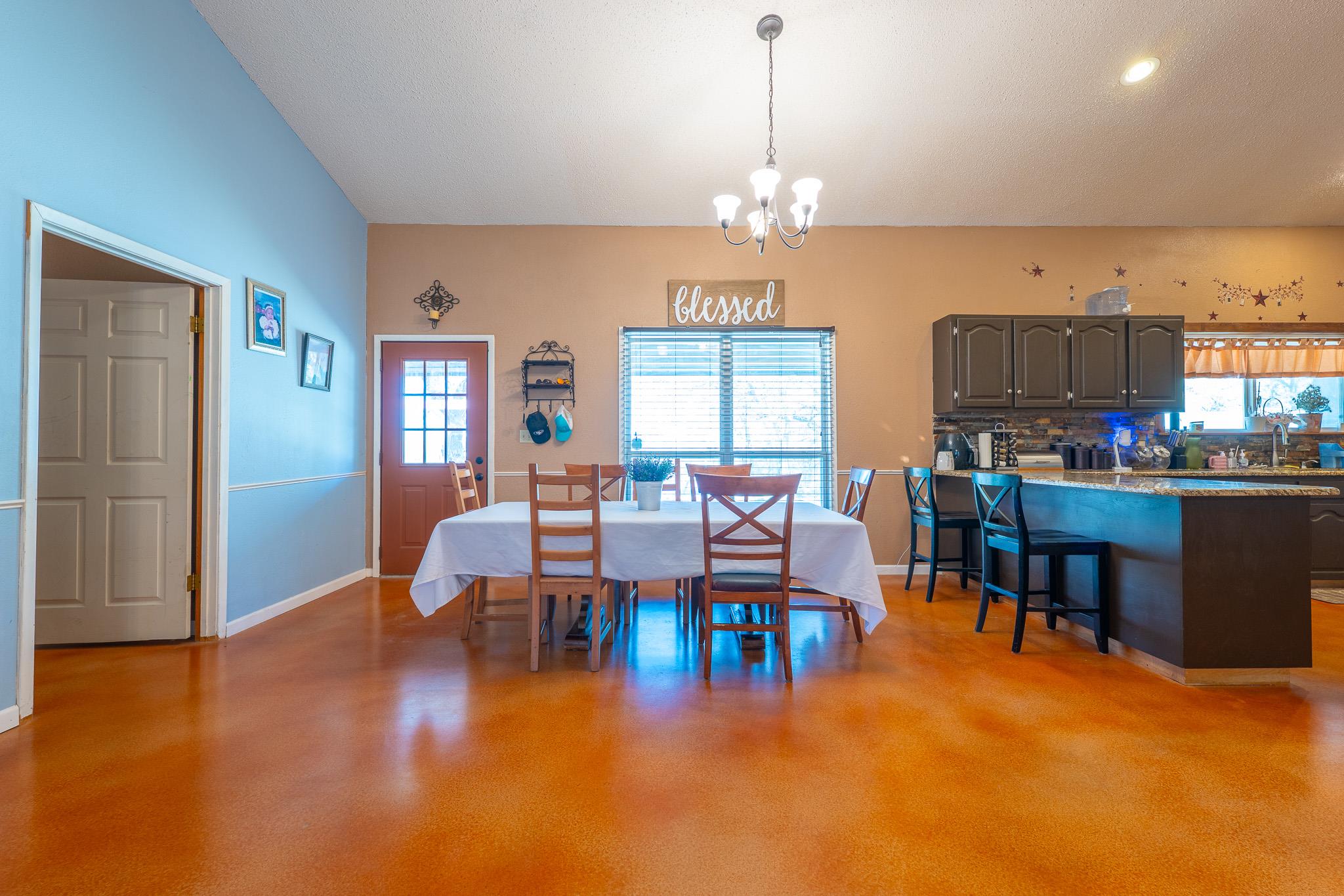 2700 County Road 224, Florence, TX 76527