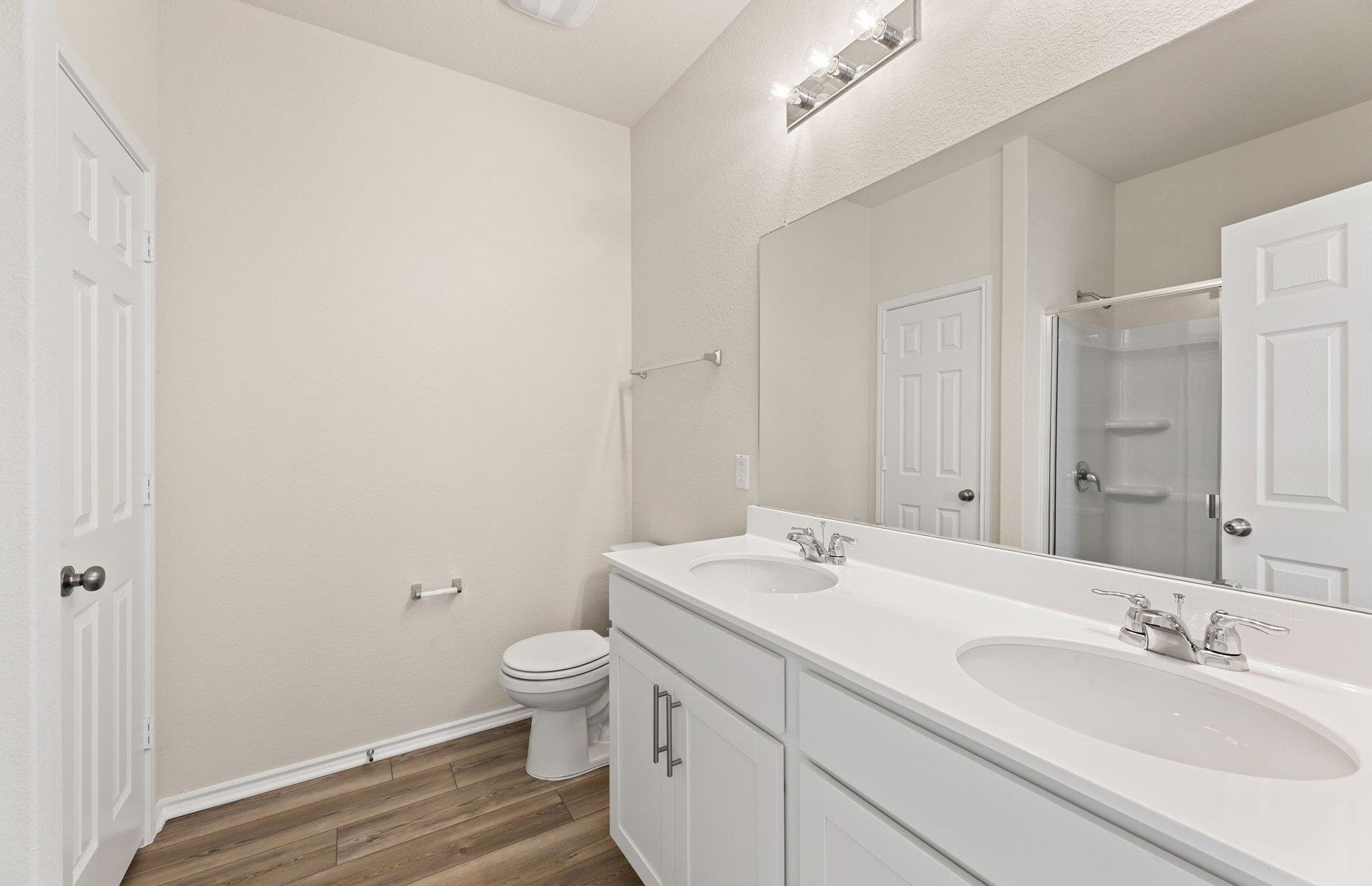 331 Paradise Canyon Dr, Jarrell, TX 76537